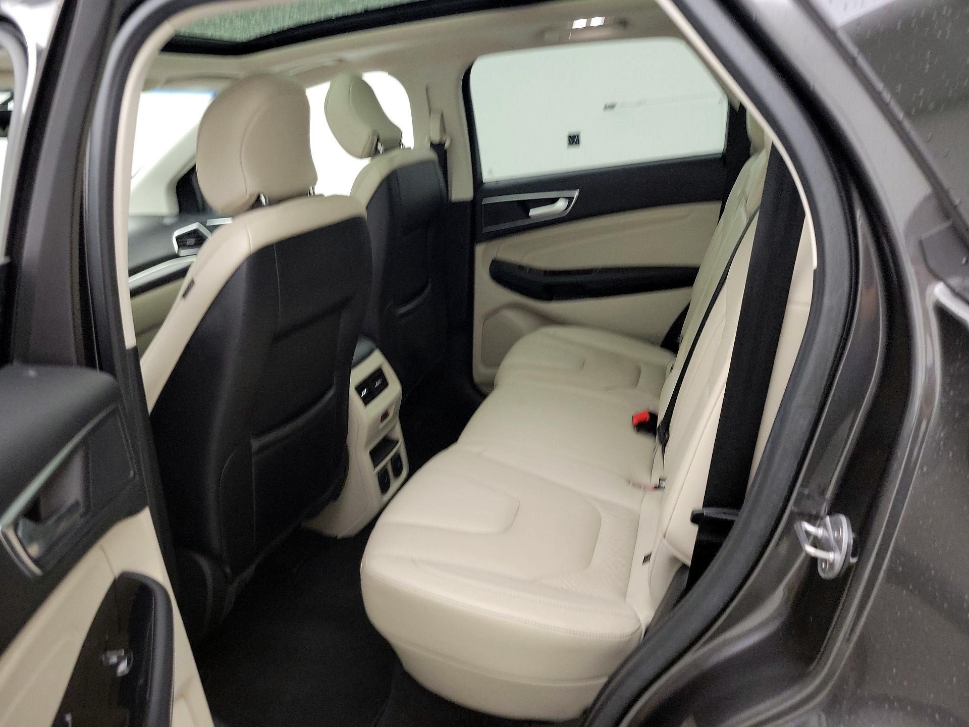 Thumbnail: 2018 Ford Edge - 20