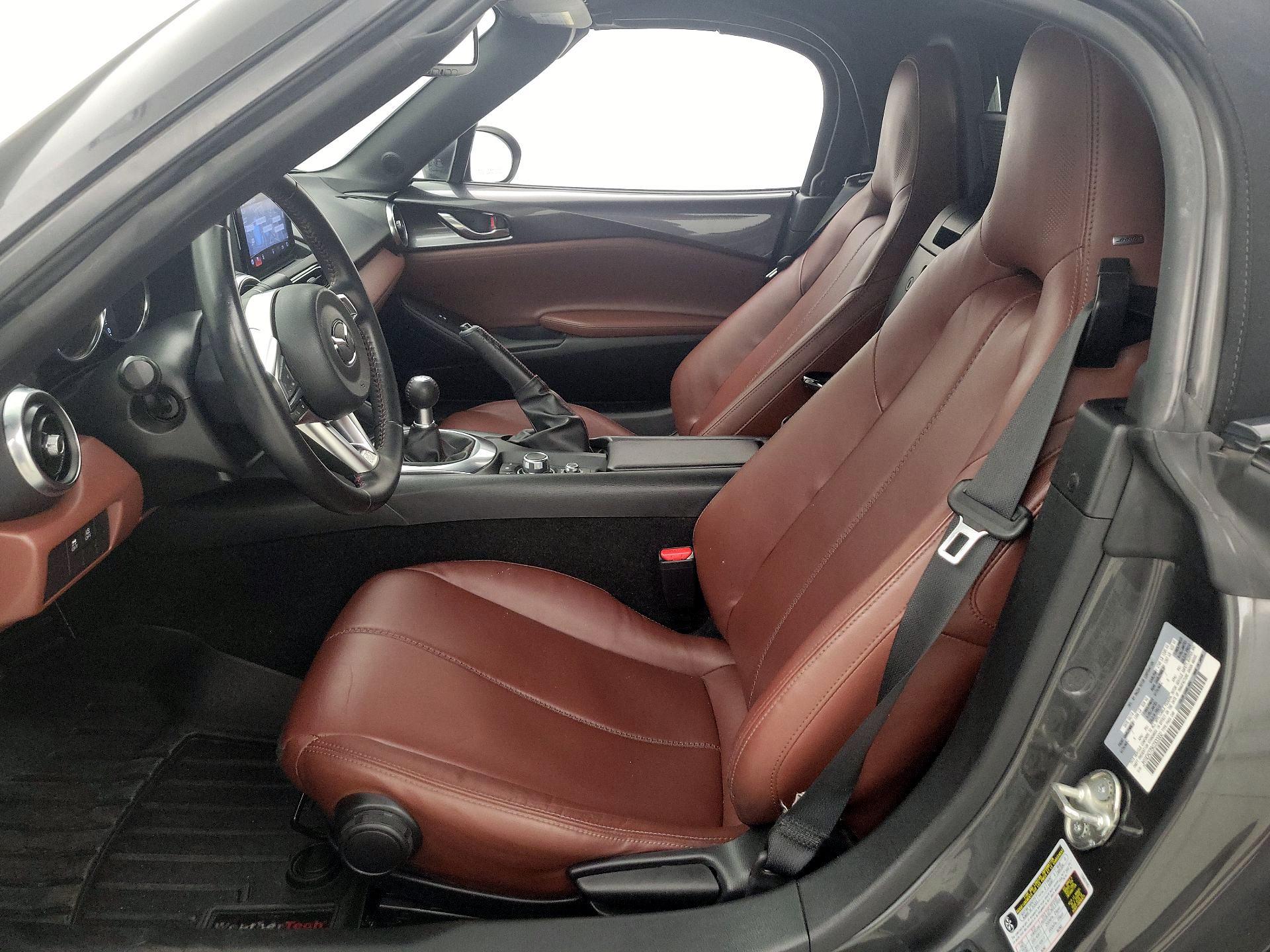 Thumbnail: 2019 Mazda MX-5 Miata - 11