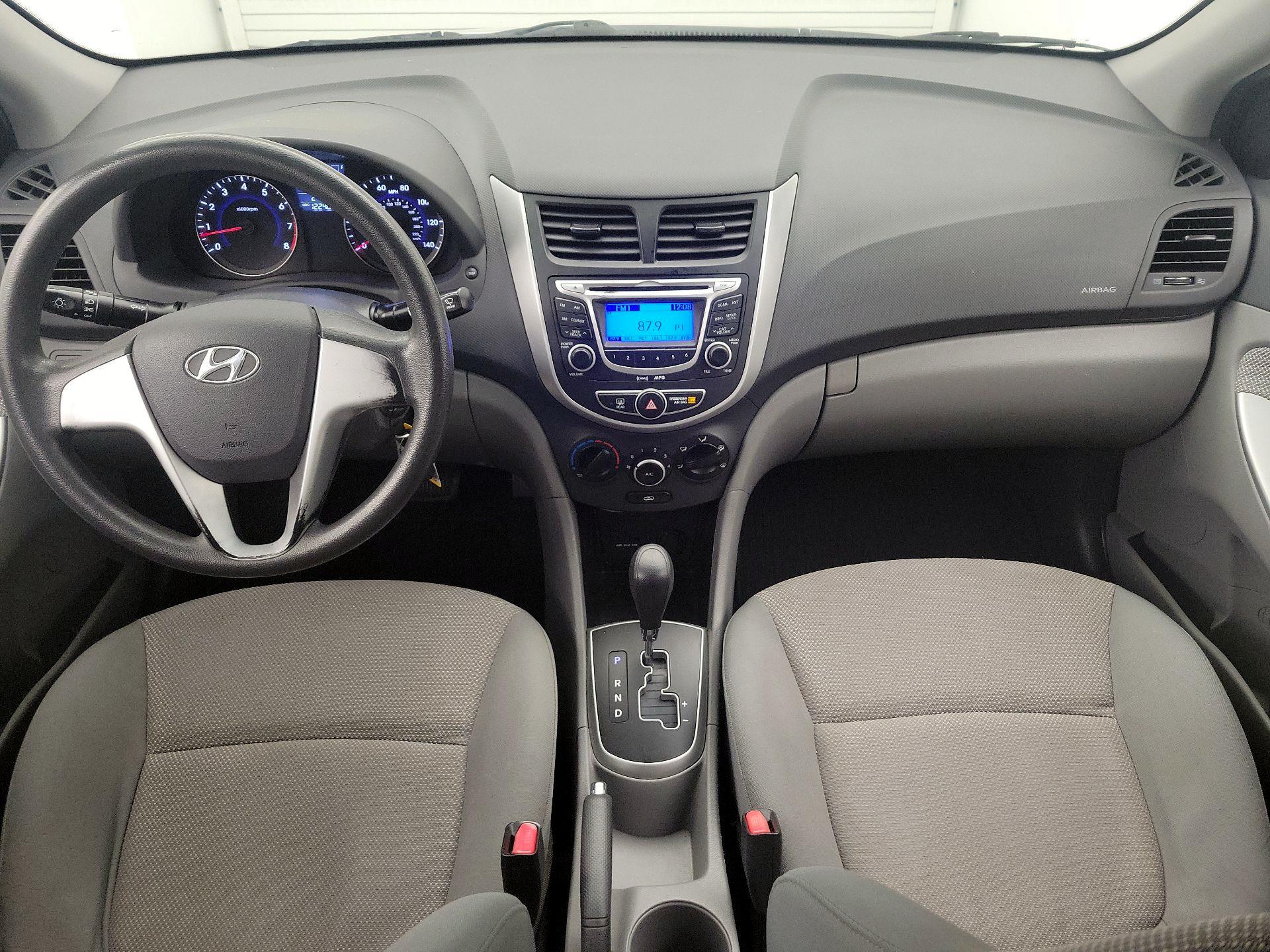 Thumbnail: 2013 Hyundai Accent - 9