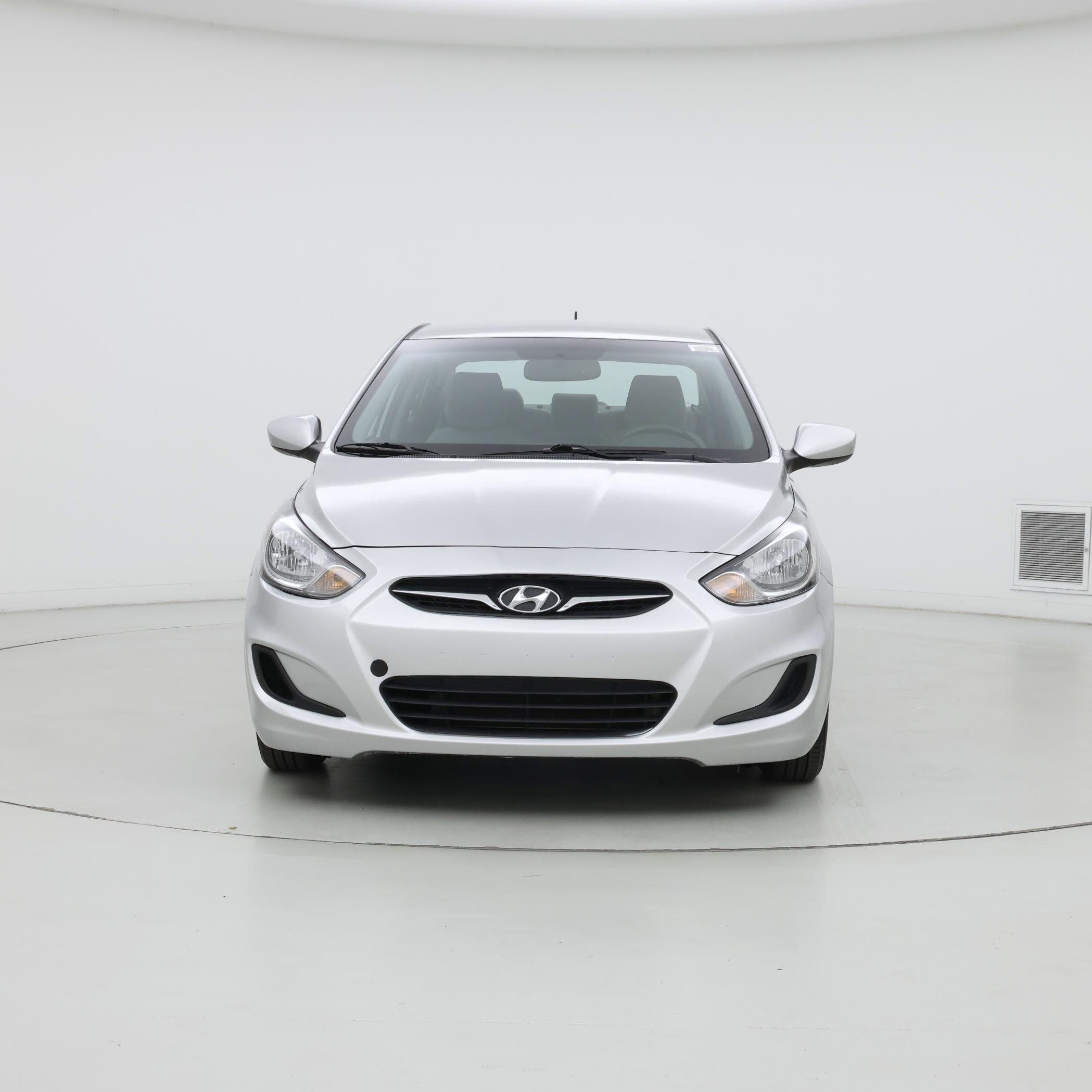 Thumbnail: 2013 Hyundai Accent - 5