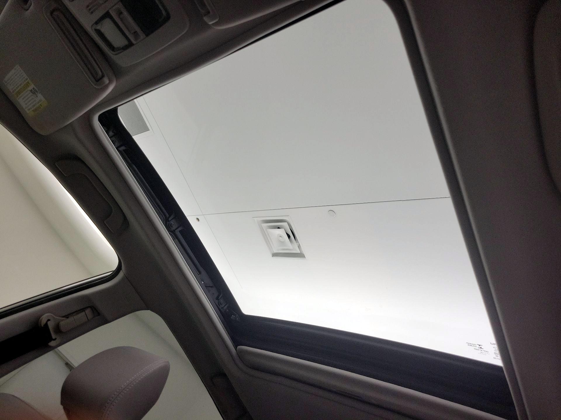 Thumbnail: 2015 Subaru Forester - 19