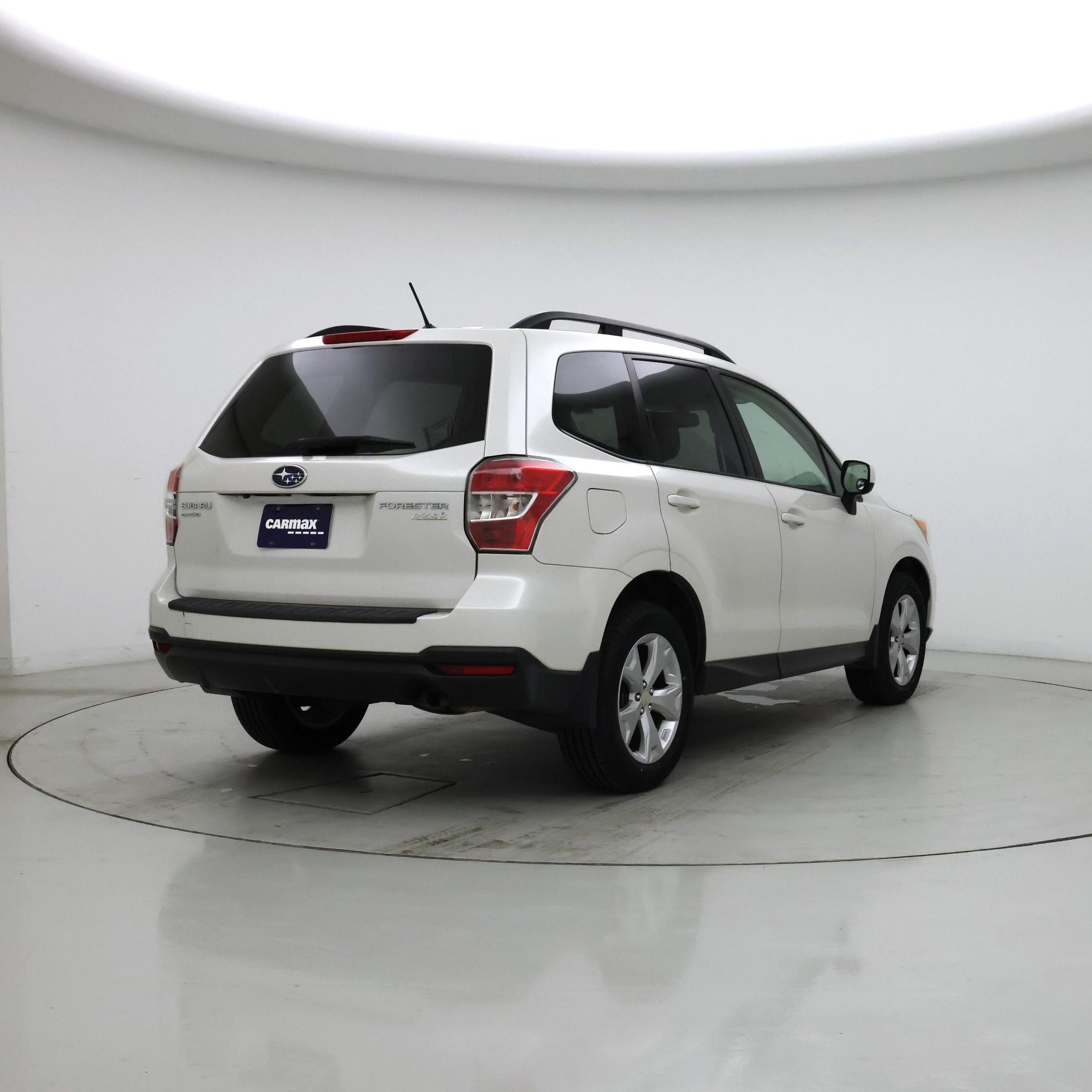 Thumbnail: 2015 Subaru Forester - 8