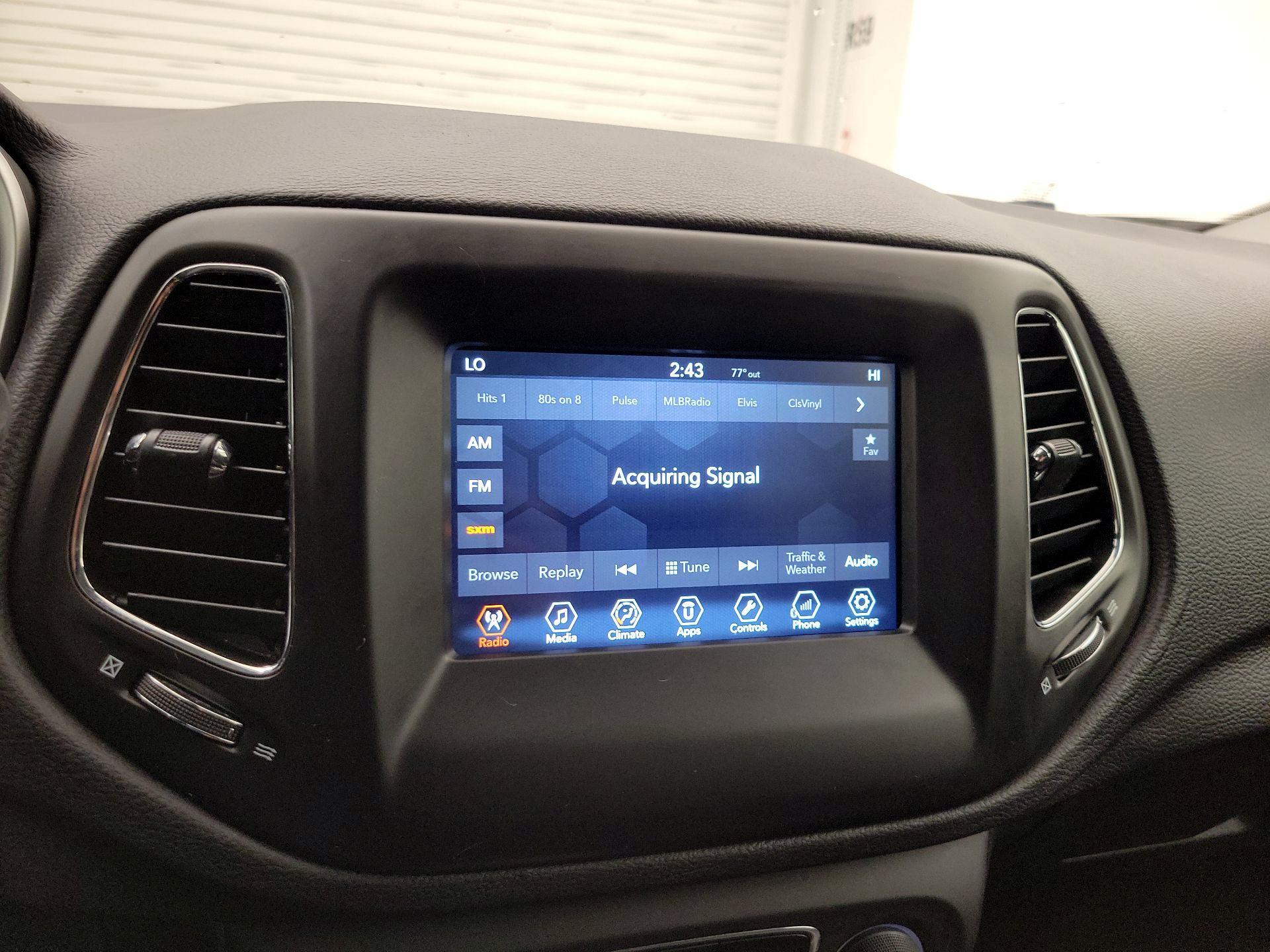 Thumbnail: 2018 Jeep Compass - 15