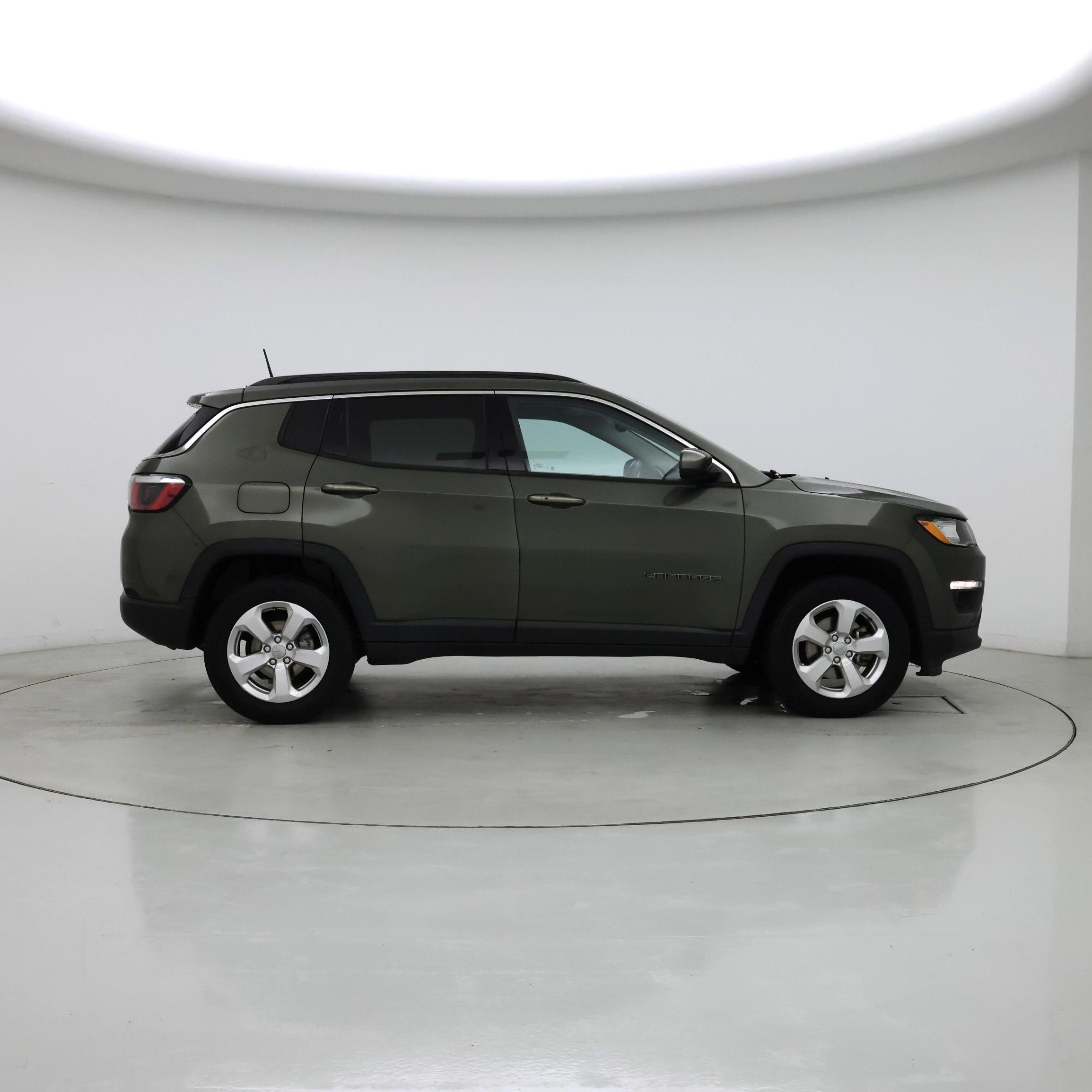 Thumbnail: 2018 Jeep Compass - 7
