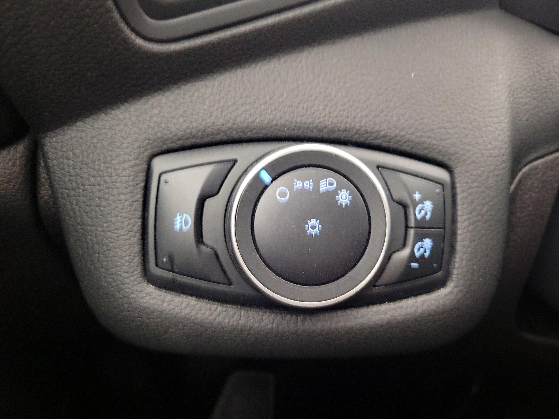 Thumbnail: 2016 Ford Escape - 13