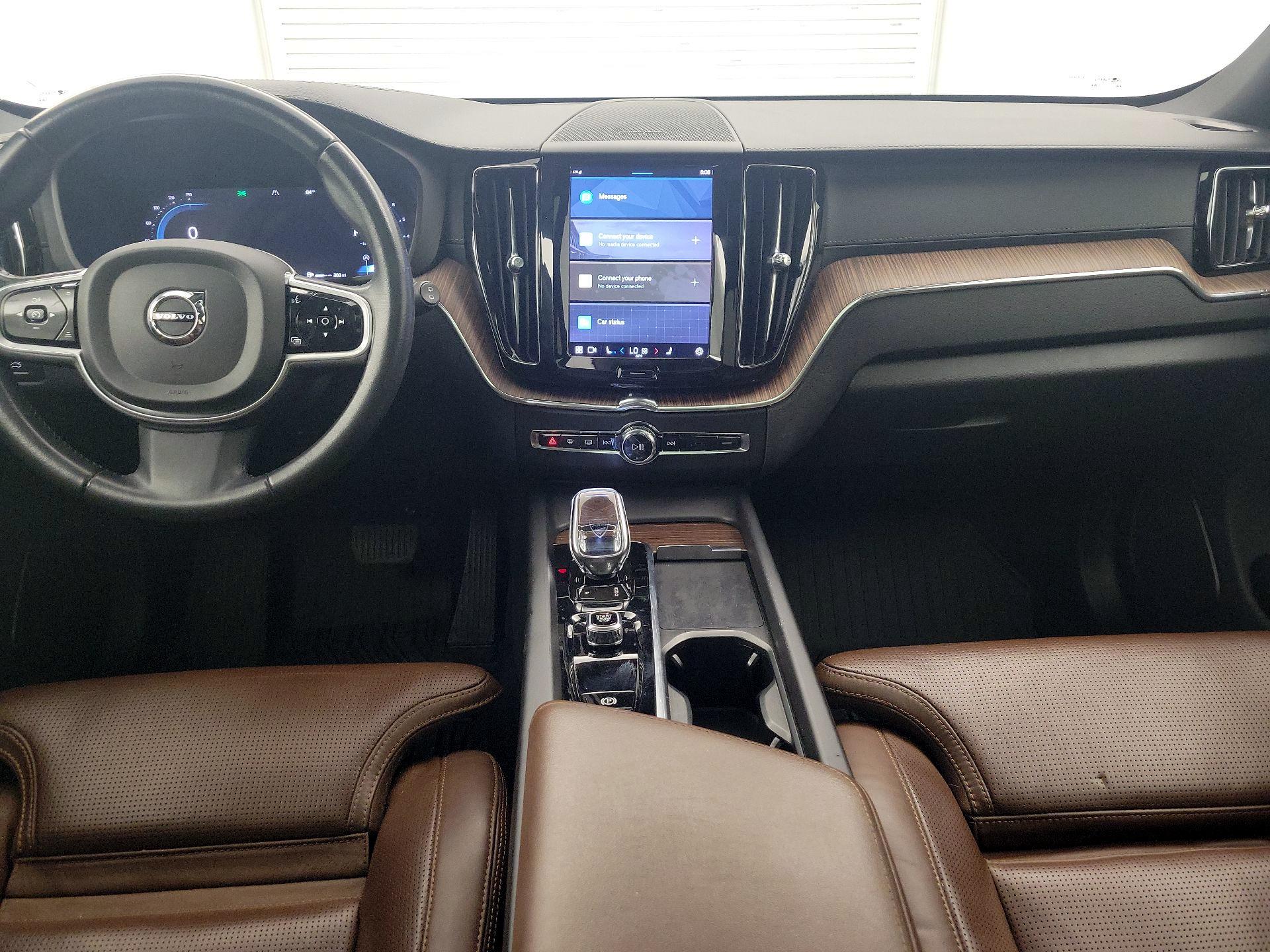 Thumbnail: 2022 Volvo XC60 - 9