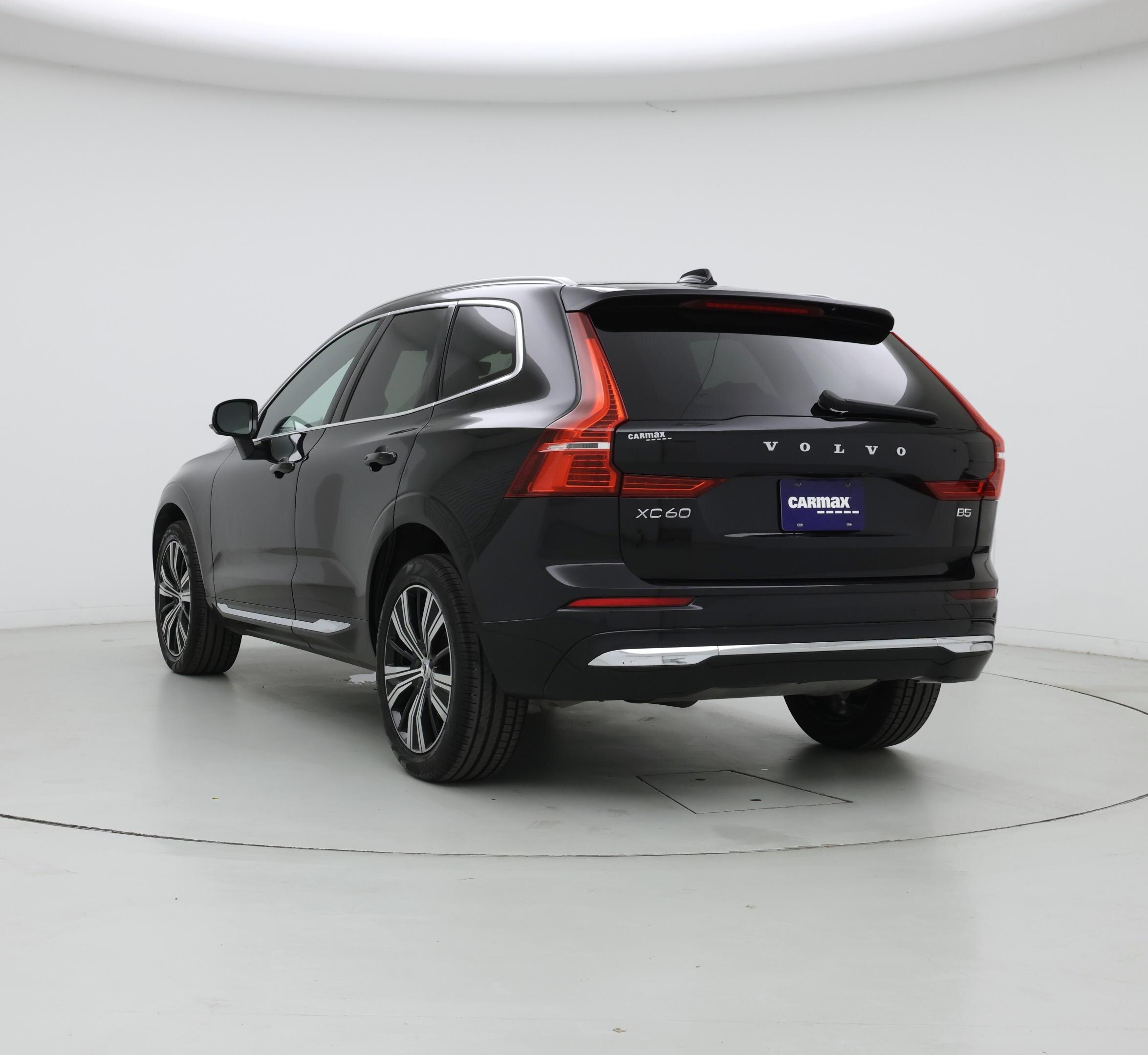 Thumbnail: 2022 Volvo XC60 - 2