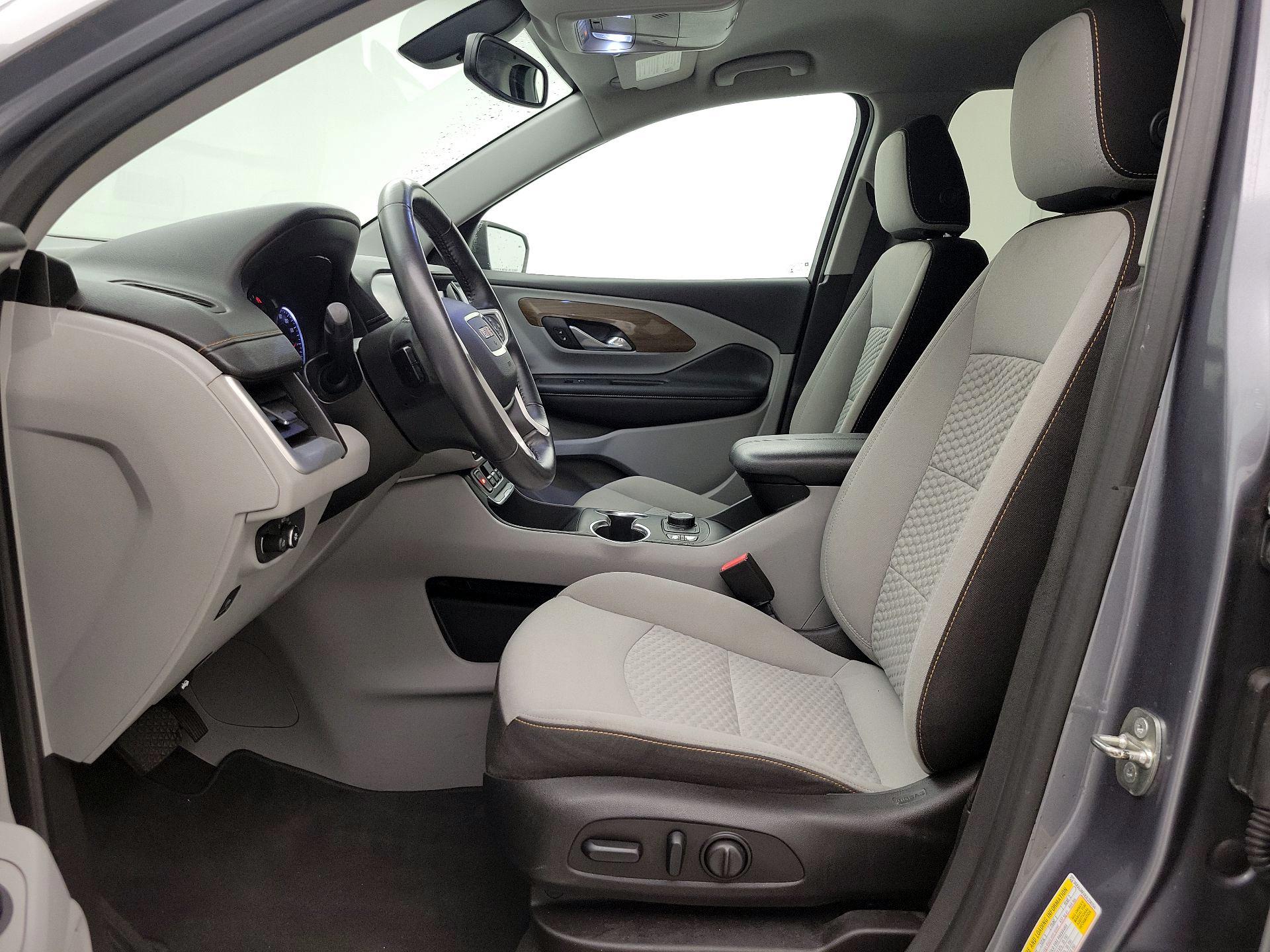 Thumbnail: 2018 GMC Terrain - 11