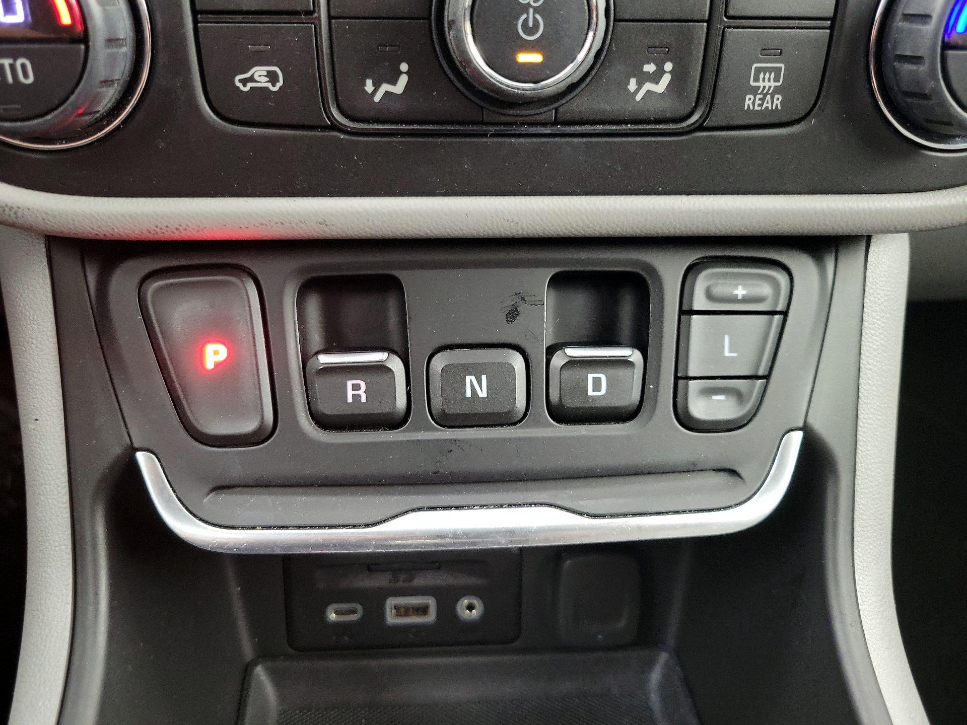 Thumbnail: 2018 GMC Terrain - 18