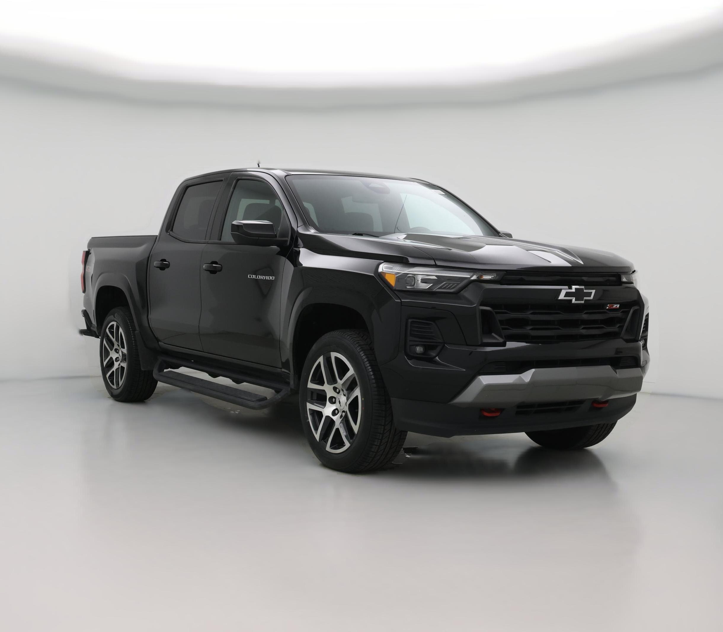 Thumbnail: 2023 Chevrolet Colorado - 1
