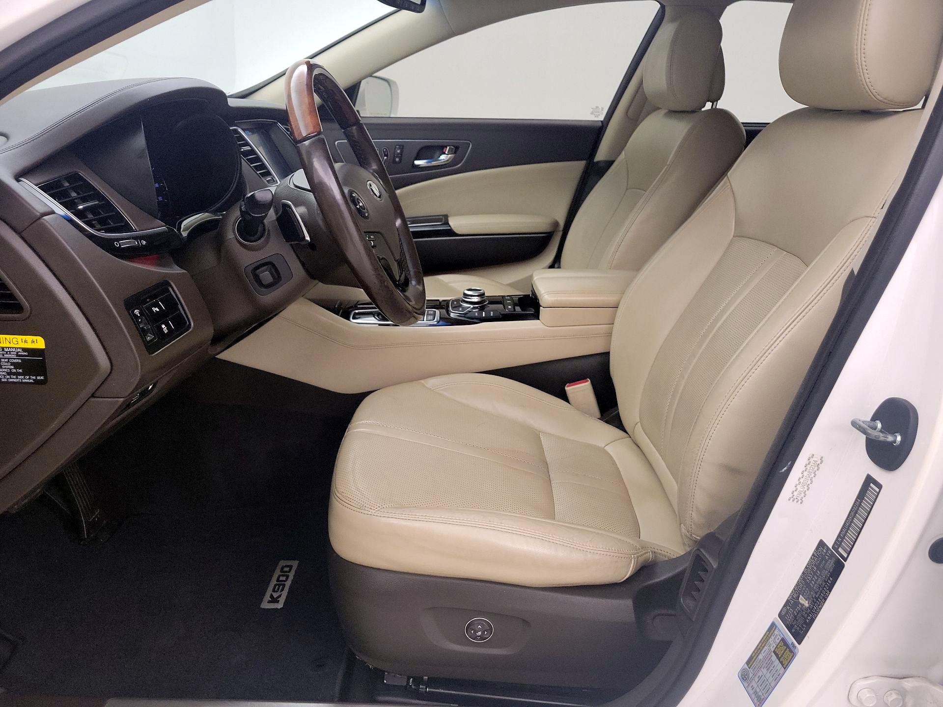 Thumbnail: 2016 Kia K900 - 11
