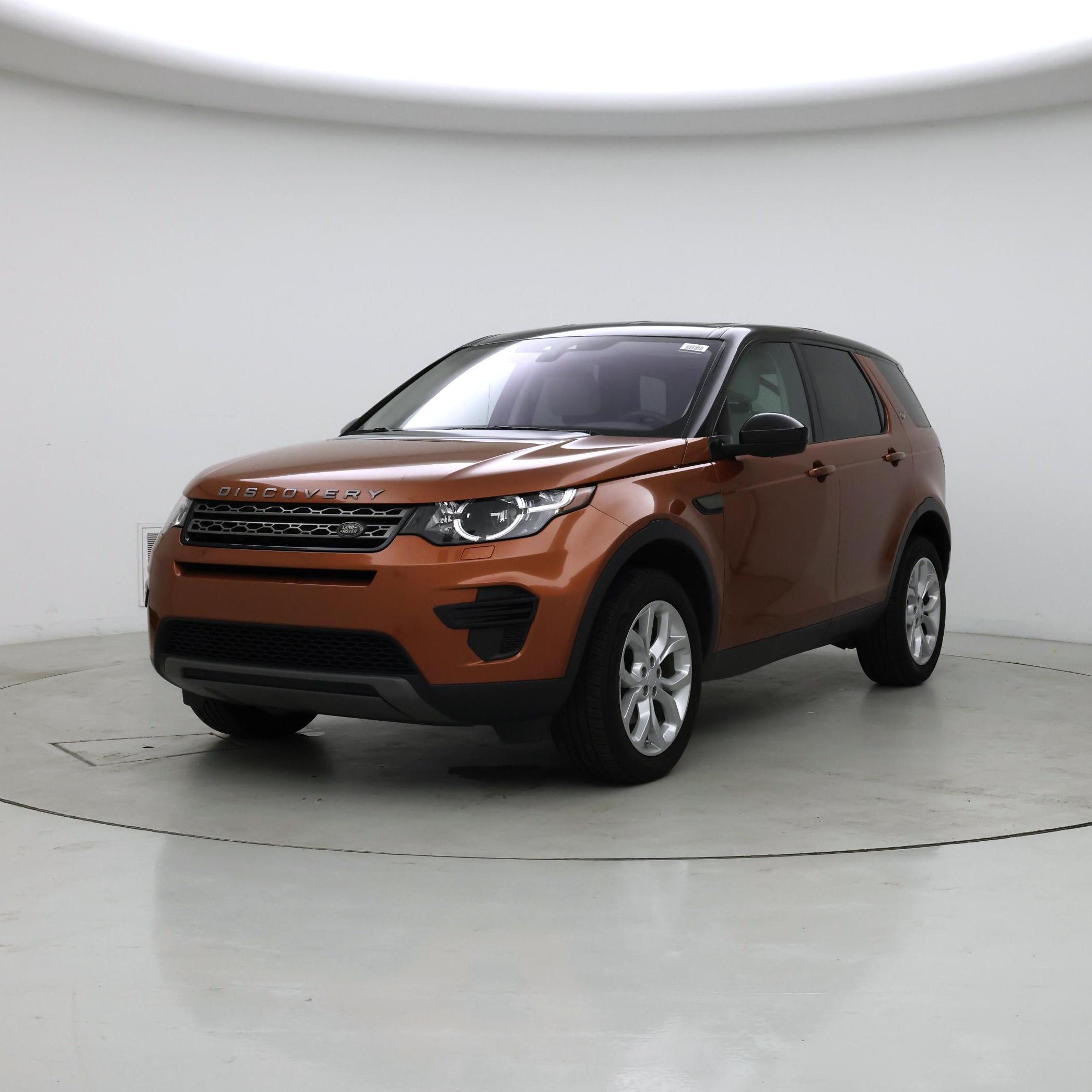 Thumbnail: 2019 Land Rover Discovery Sport - 4