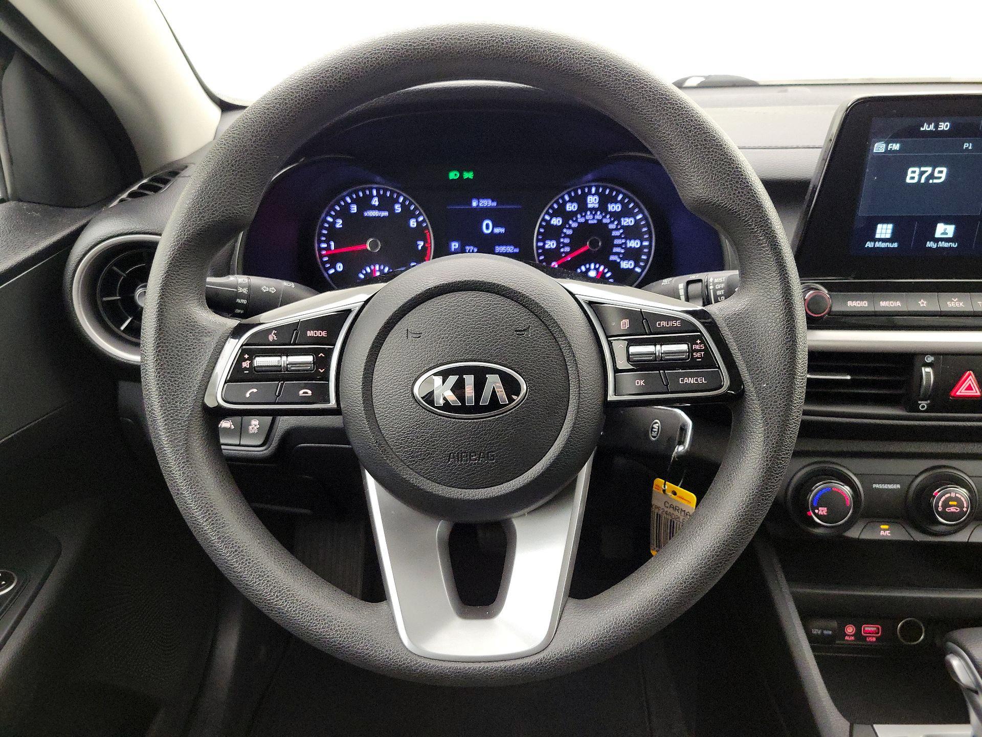 Thumbnail: 2020 Kia Forte - 10