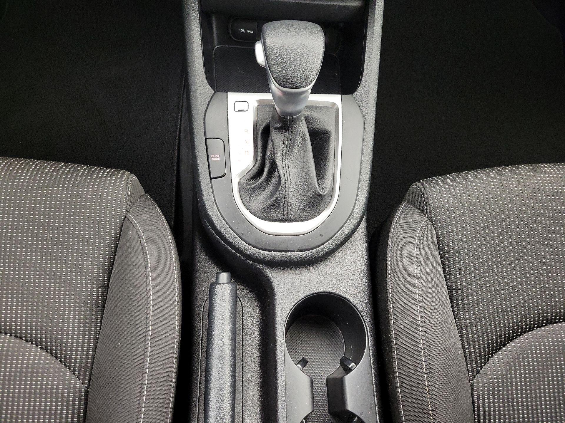 Thumbnail: 2020 Kia Forte - 17