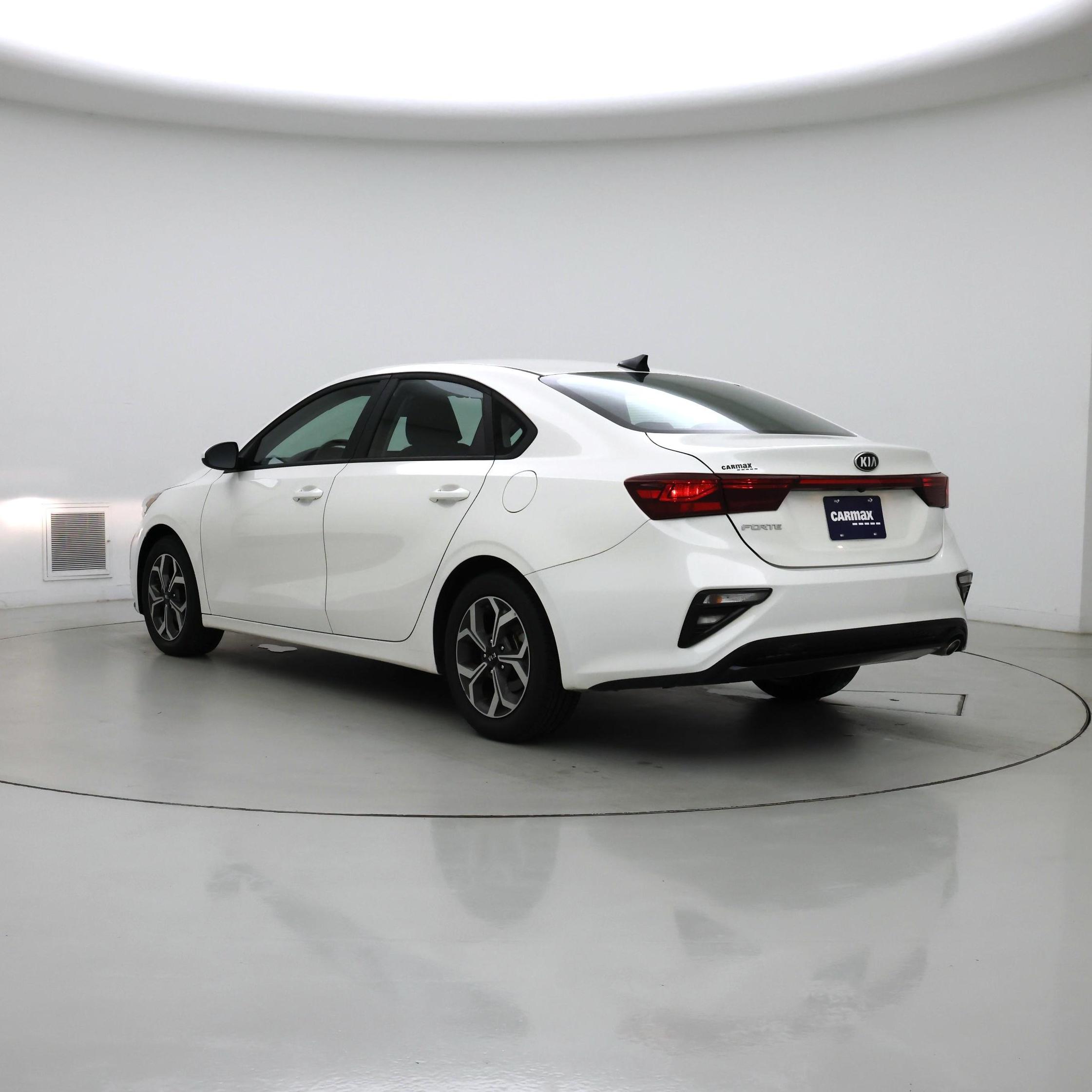 Thumbnail: 2020 Kia Forte - 2