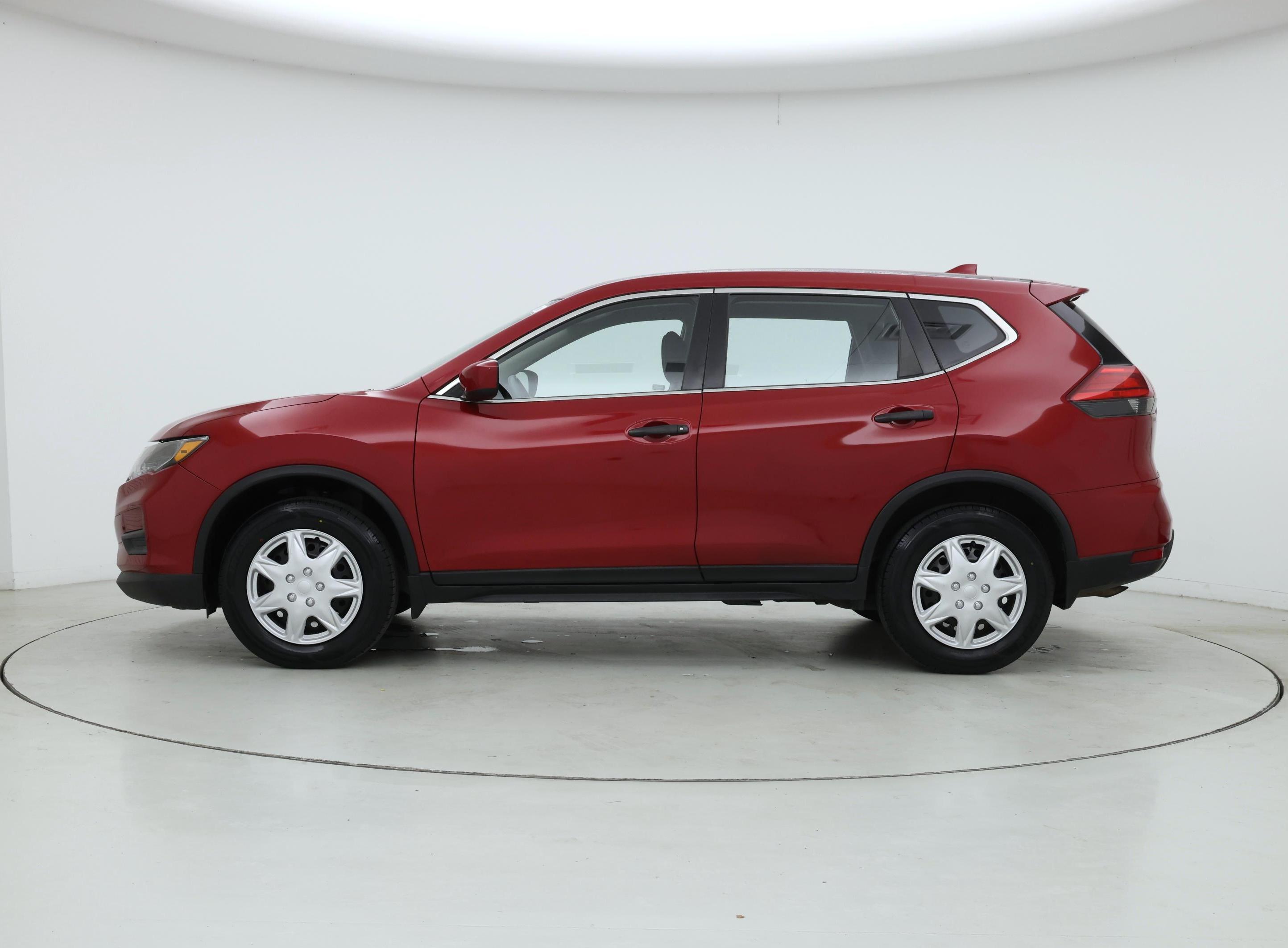 Thumbnail: 2017 Nissan Rogue - 3