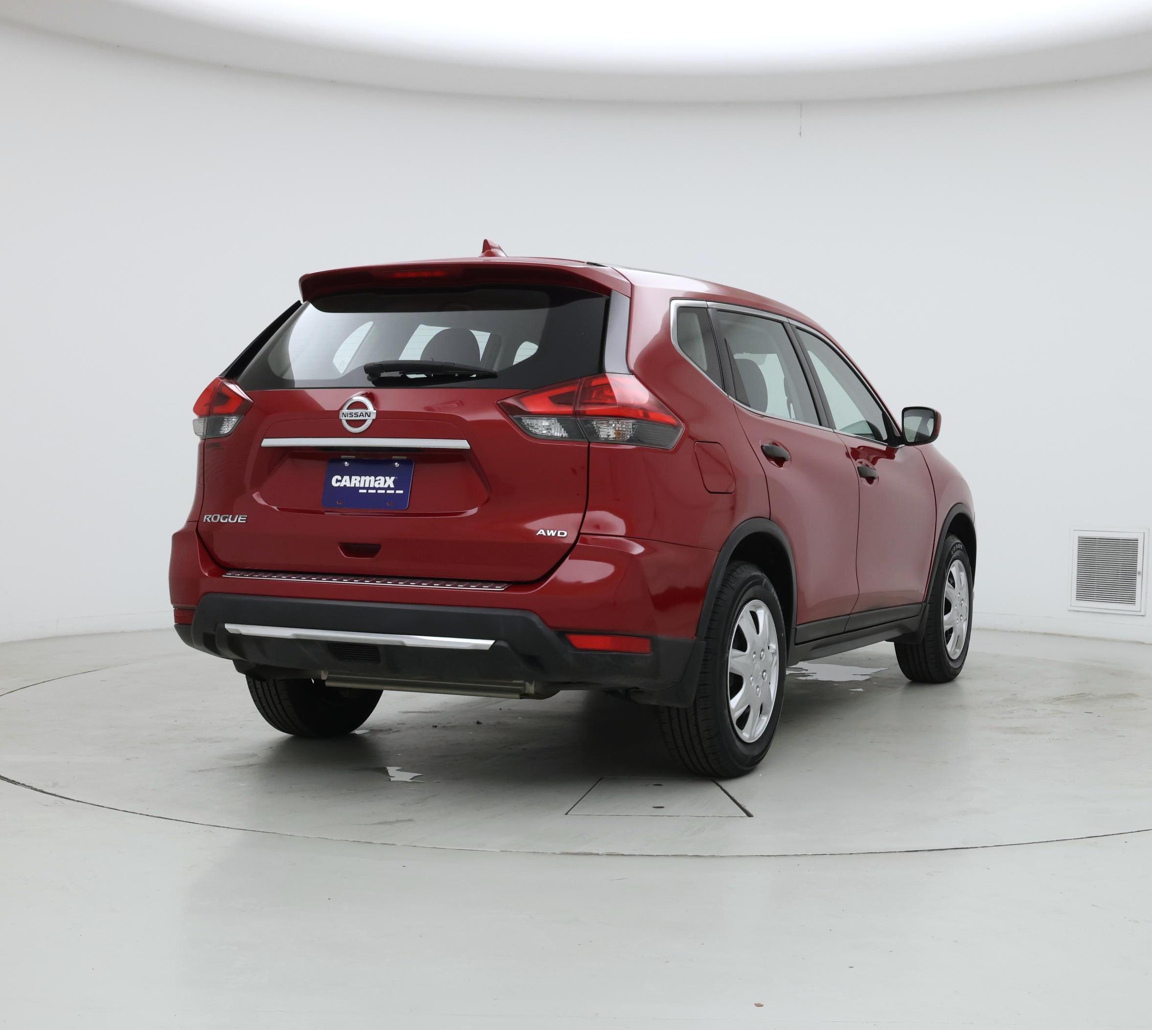 Thumbnail: 2017 Nissan Rogue - 8