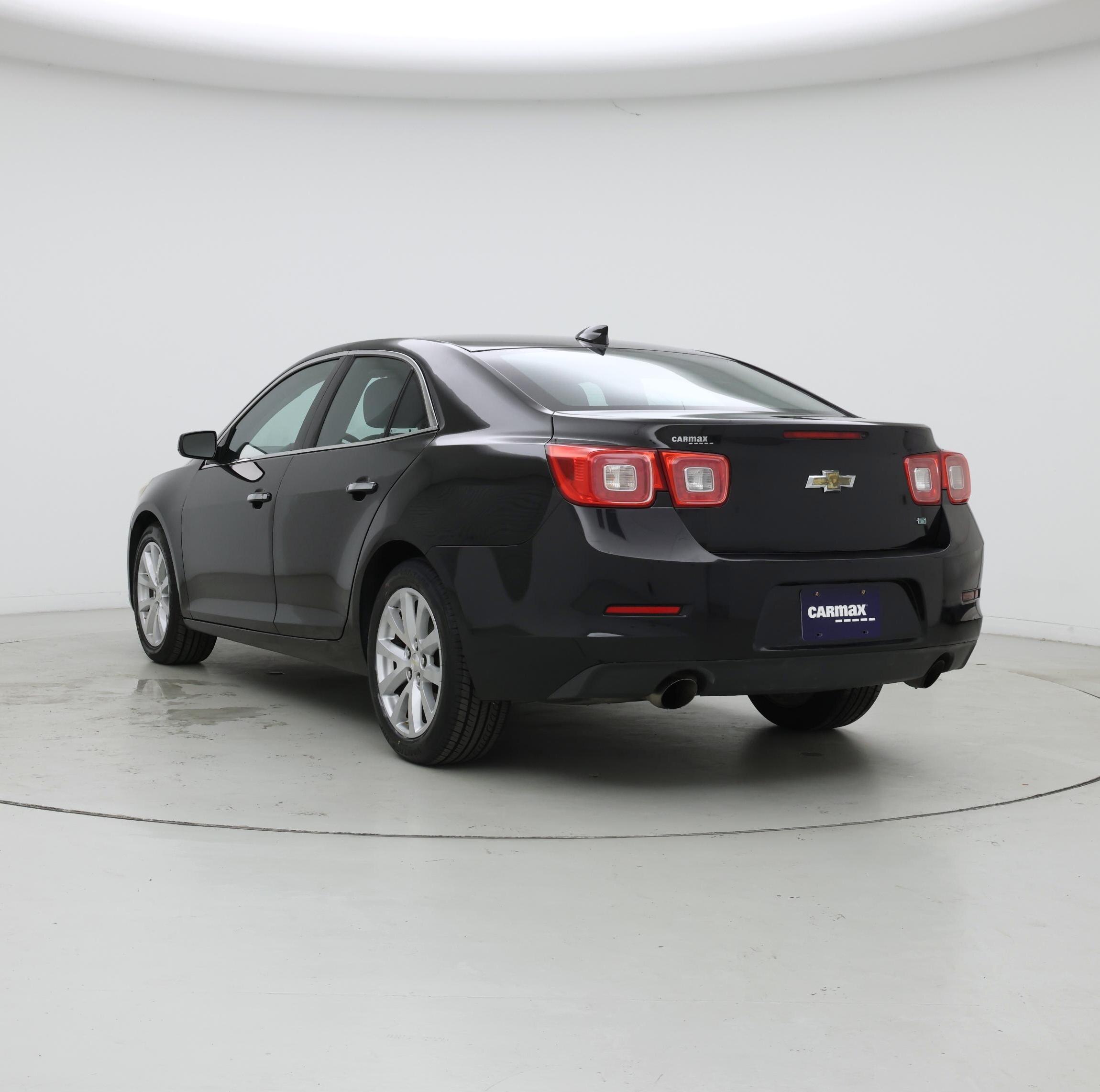 Thumbnail: 2016 Chevrolet Malibu - 2