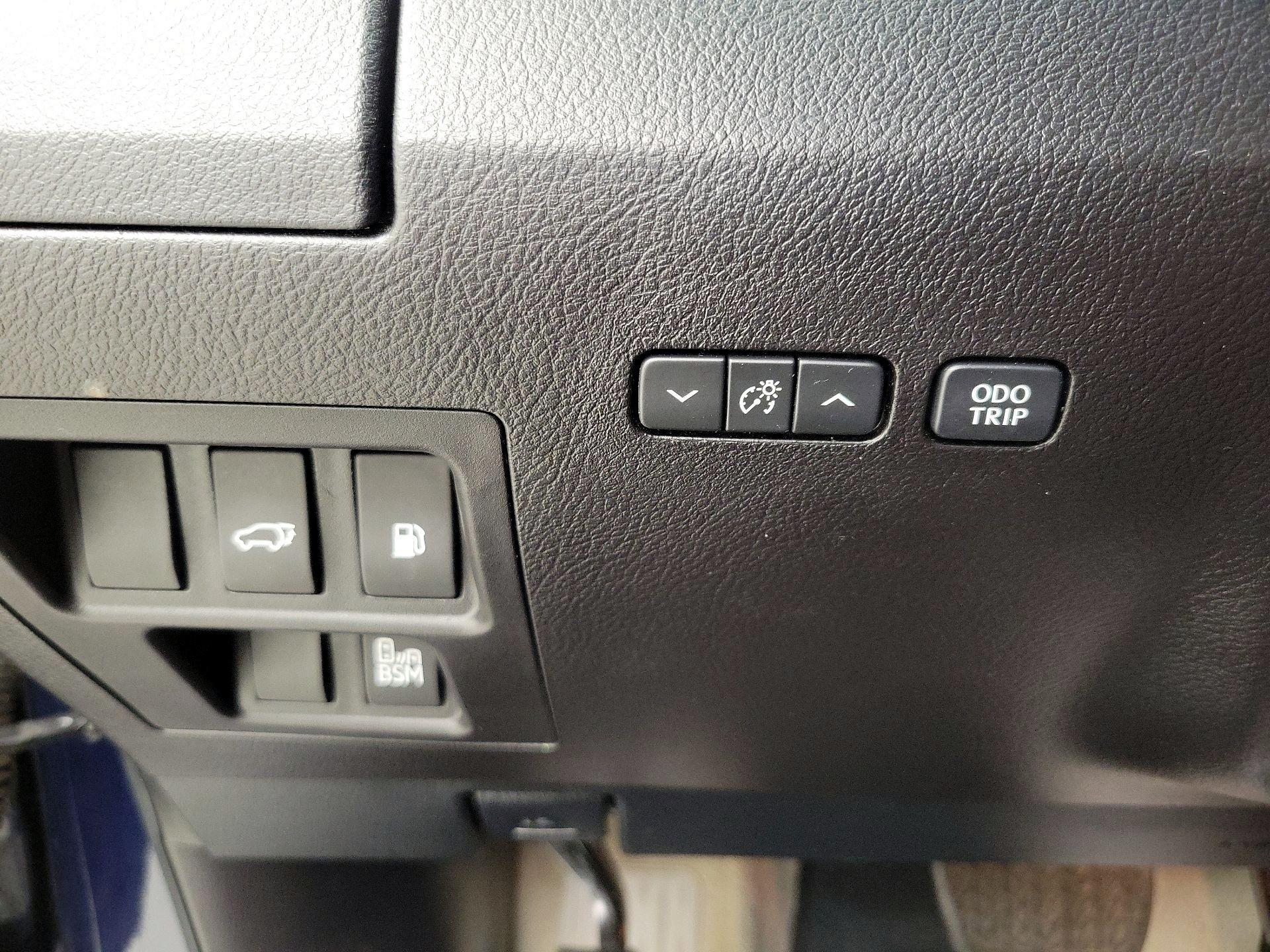 Thumbnail: 2015 Lexus RX - 13