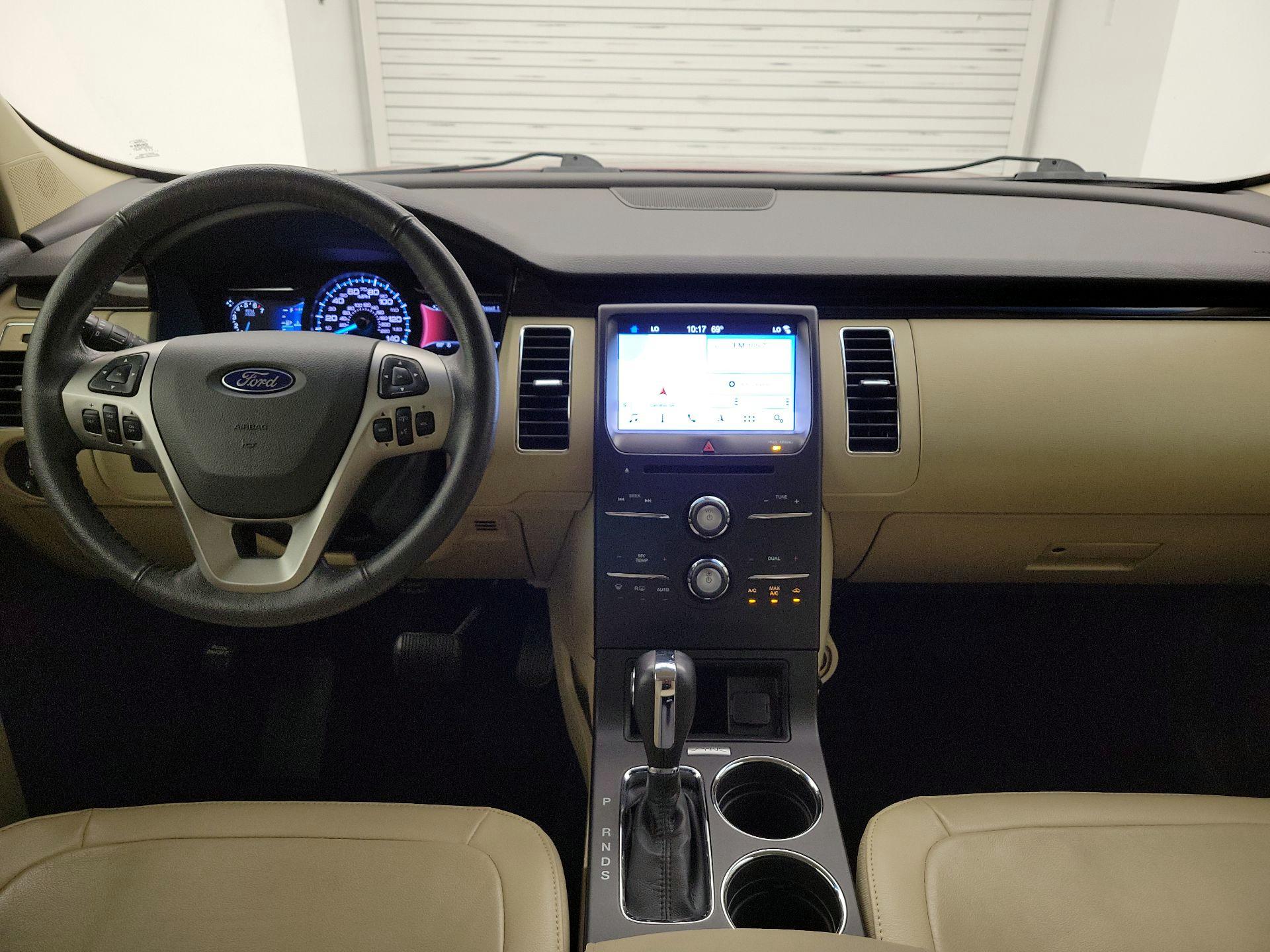 Thumbnail: 2019 Ford Flex - 9