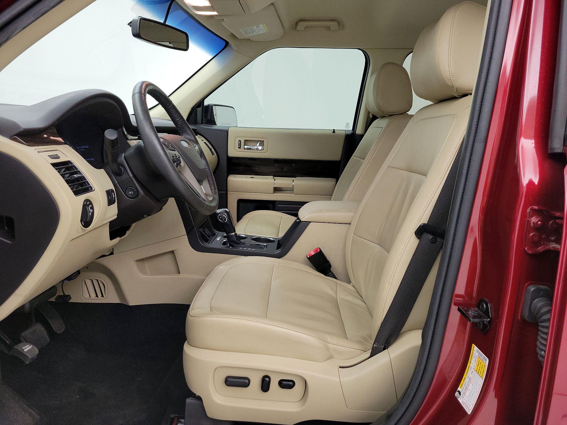 Thumbnail: 2019 Ford Flex - 11