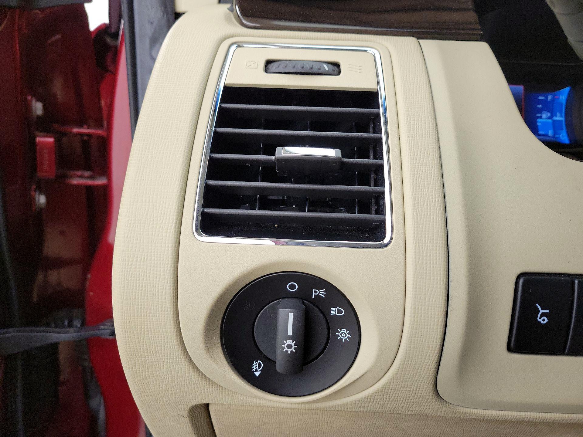 Thumbnail: 2019 Ford Flex - 13