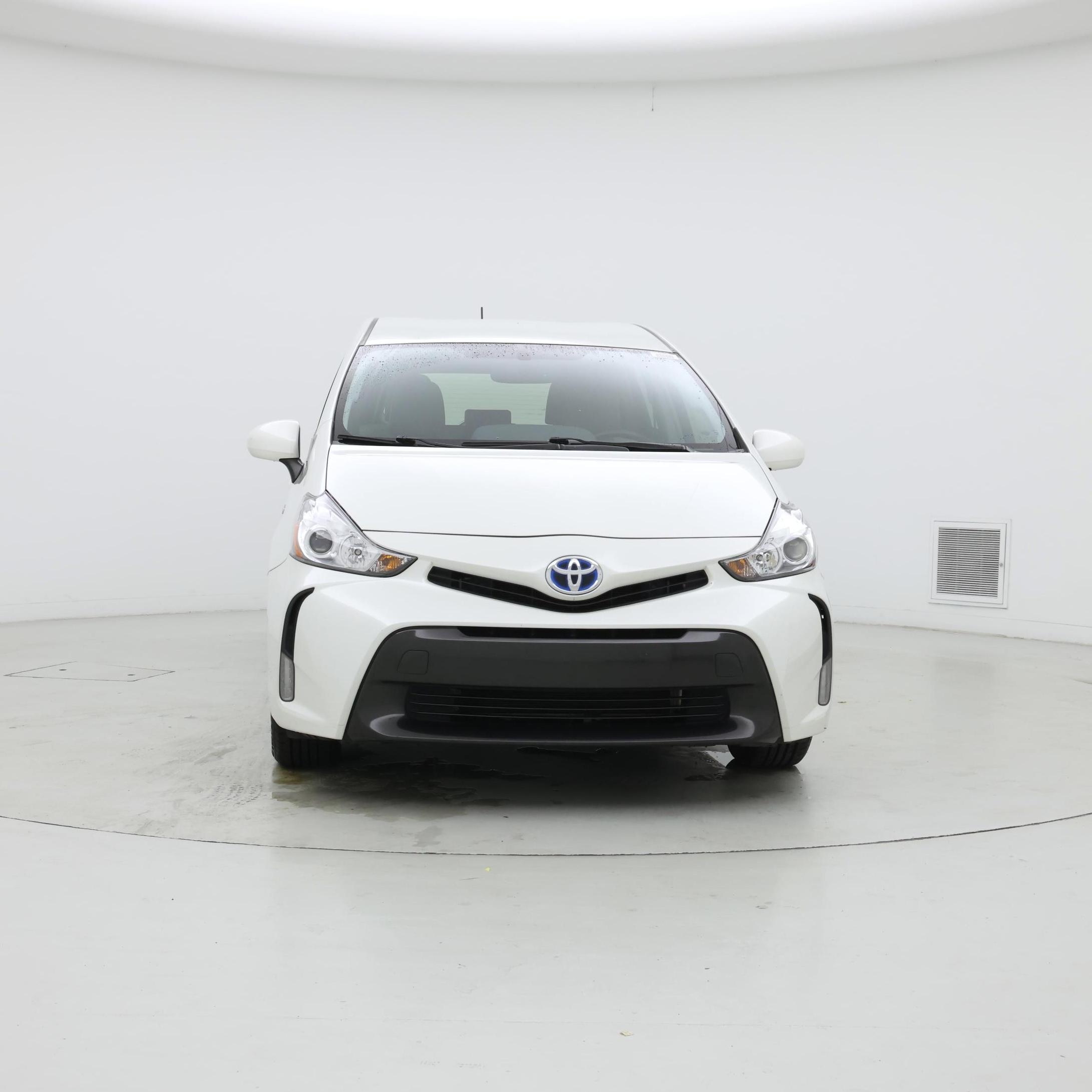 Thumbnail: 2015 Toyota Prius - 5