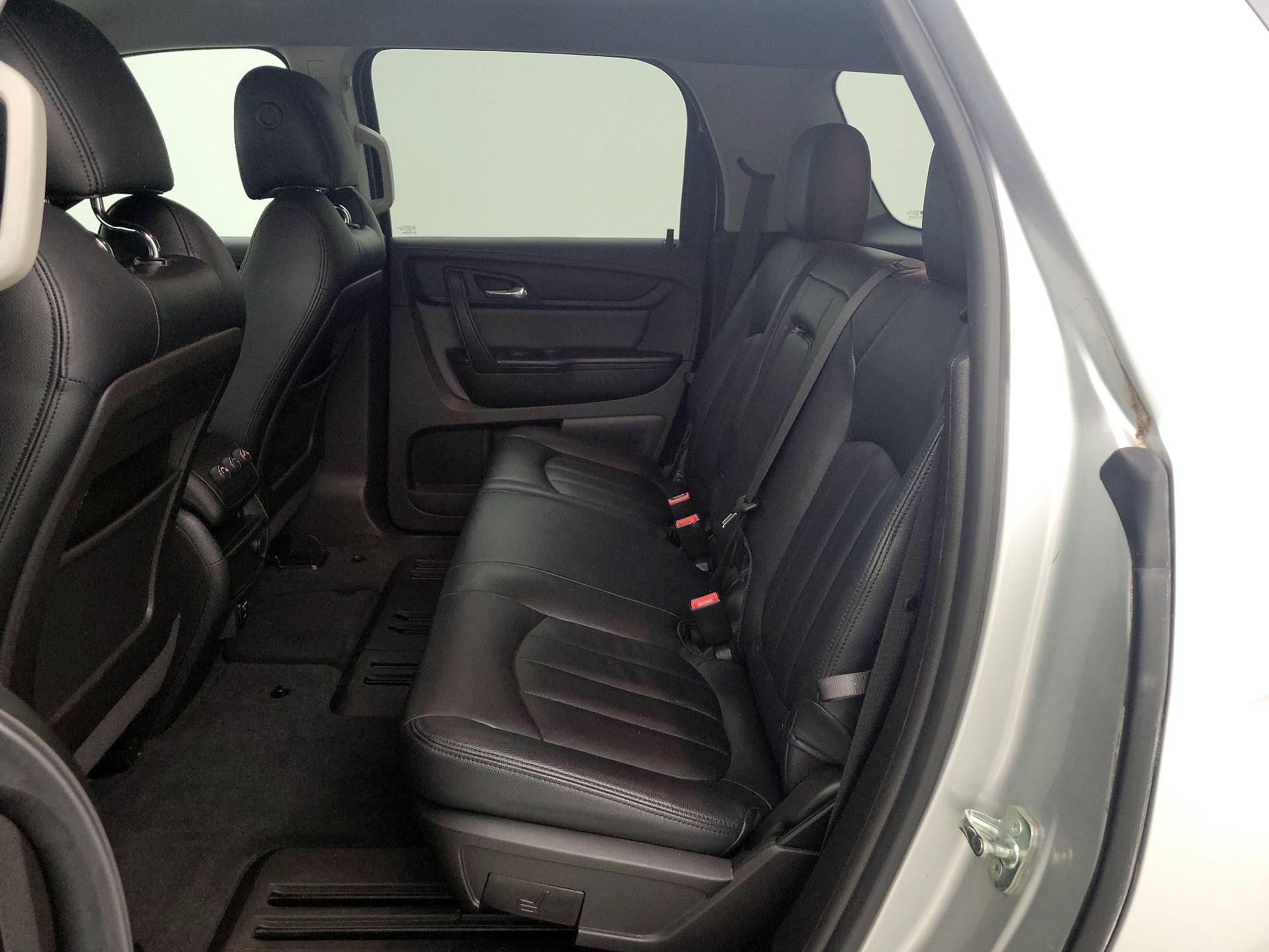 Thumbnail: 2016 GMC Acadia - 19