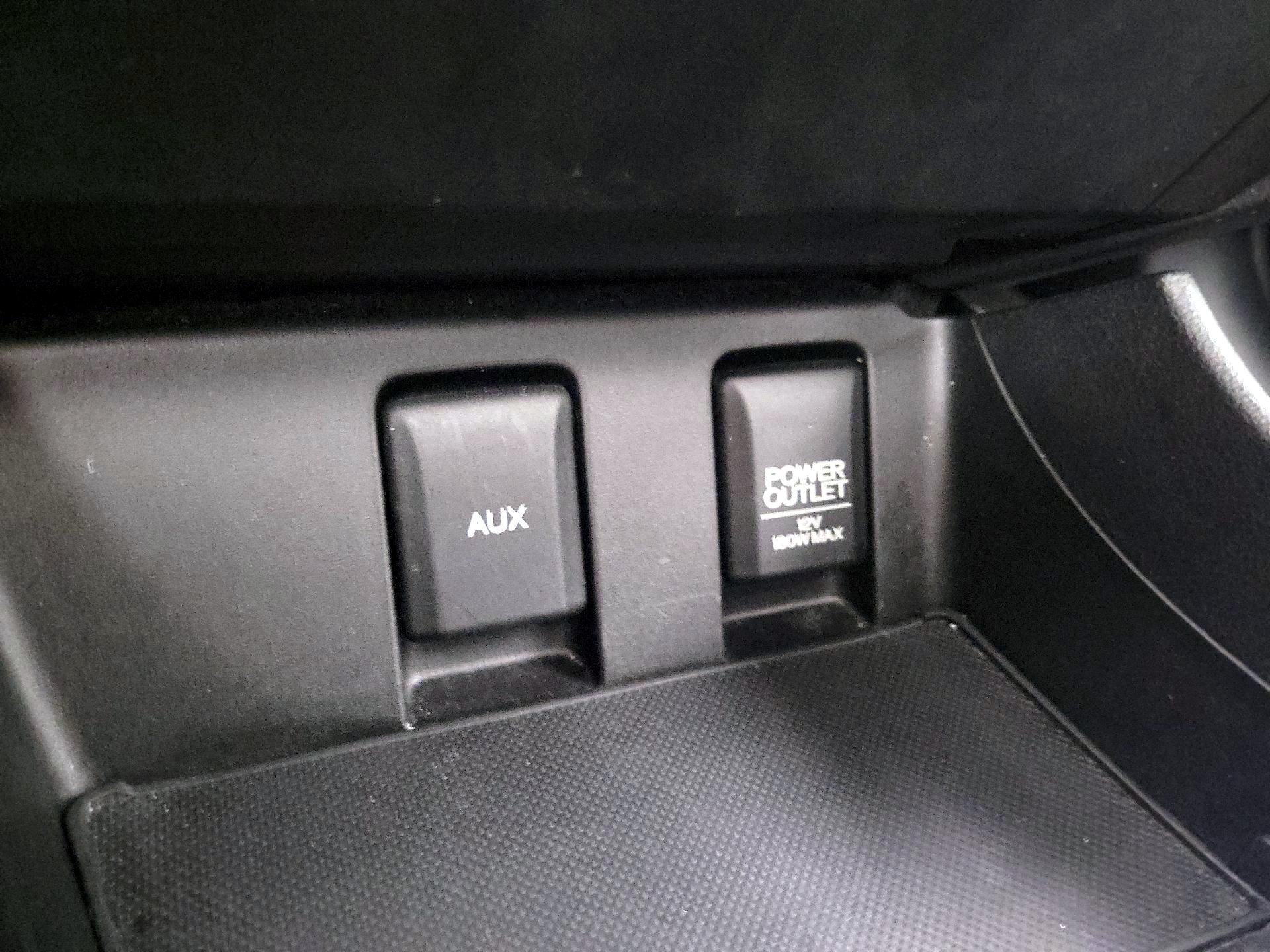 Thumbnail: 2013 Honda Civic - 18
