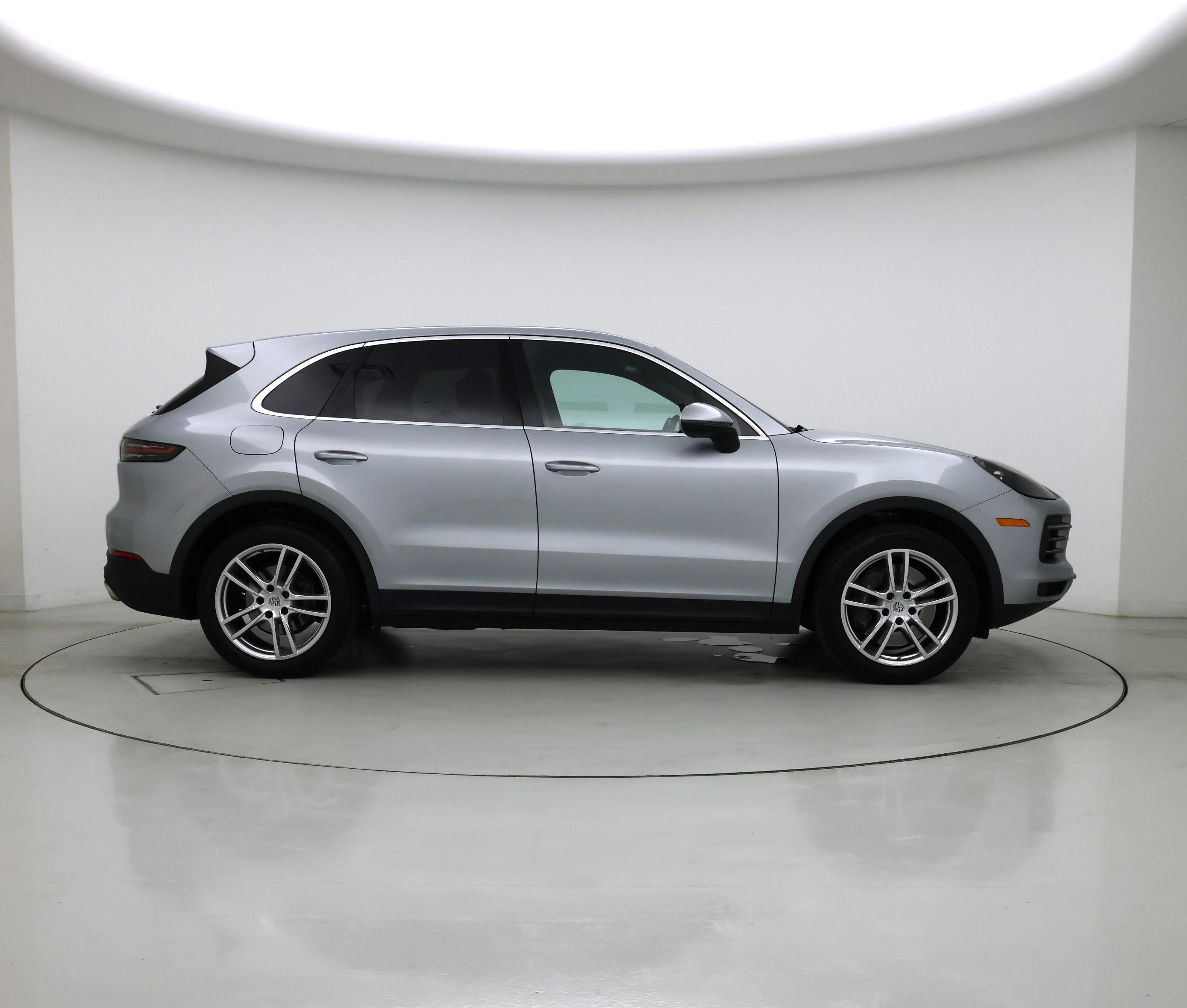 Thumbnail: 2021 Porsche Cayenne - 7