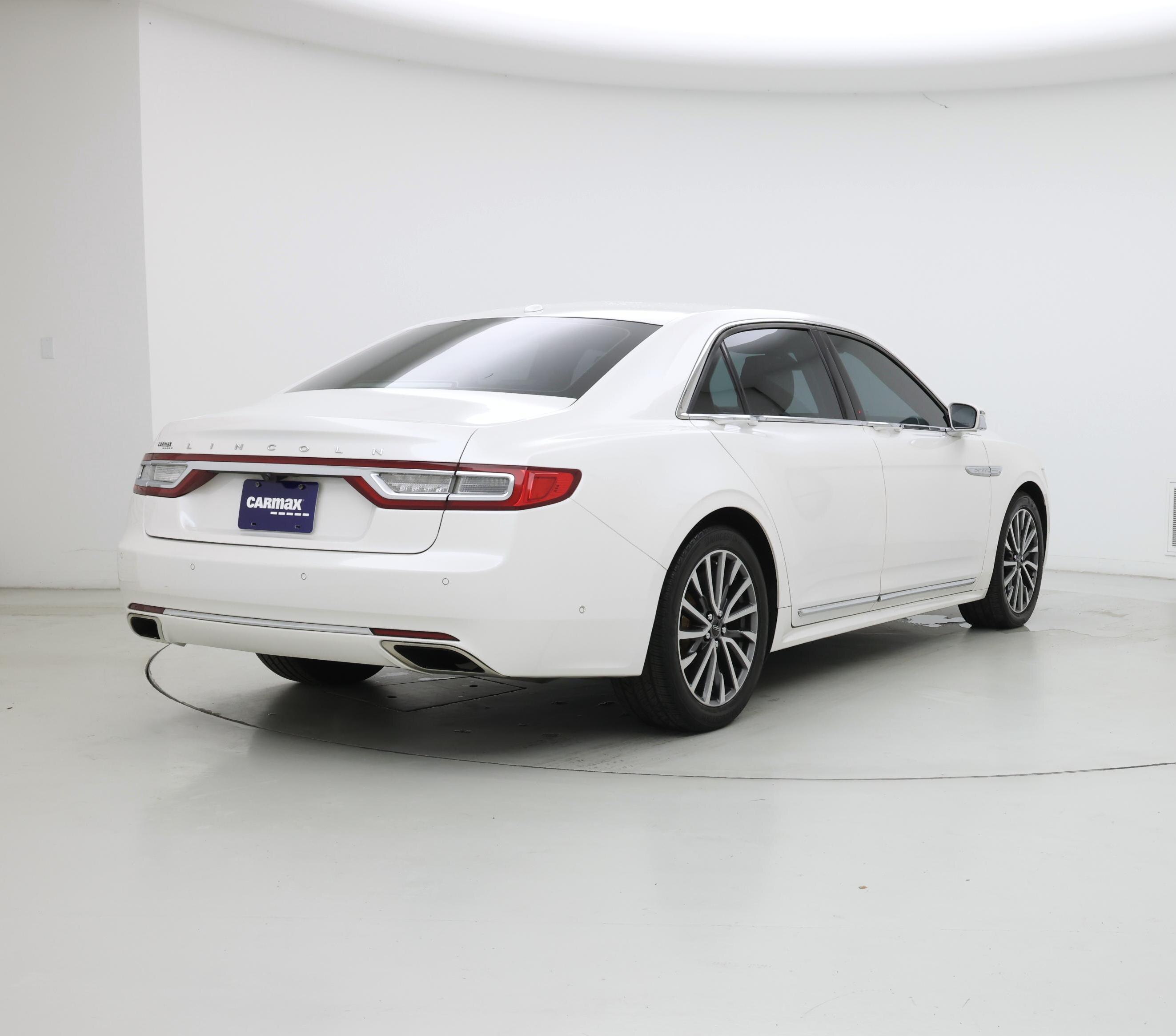 Thumbnail: 2017 Lincoln Continental - 8