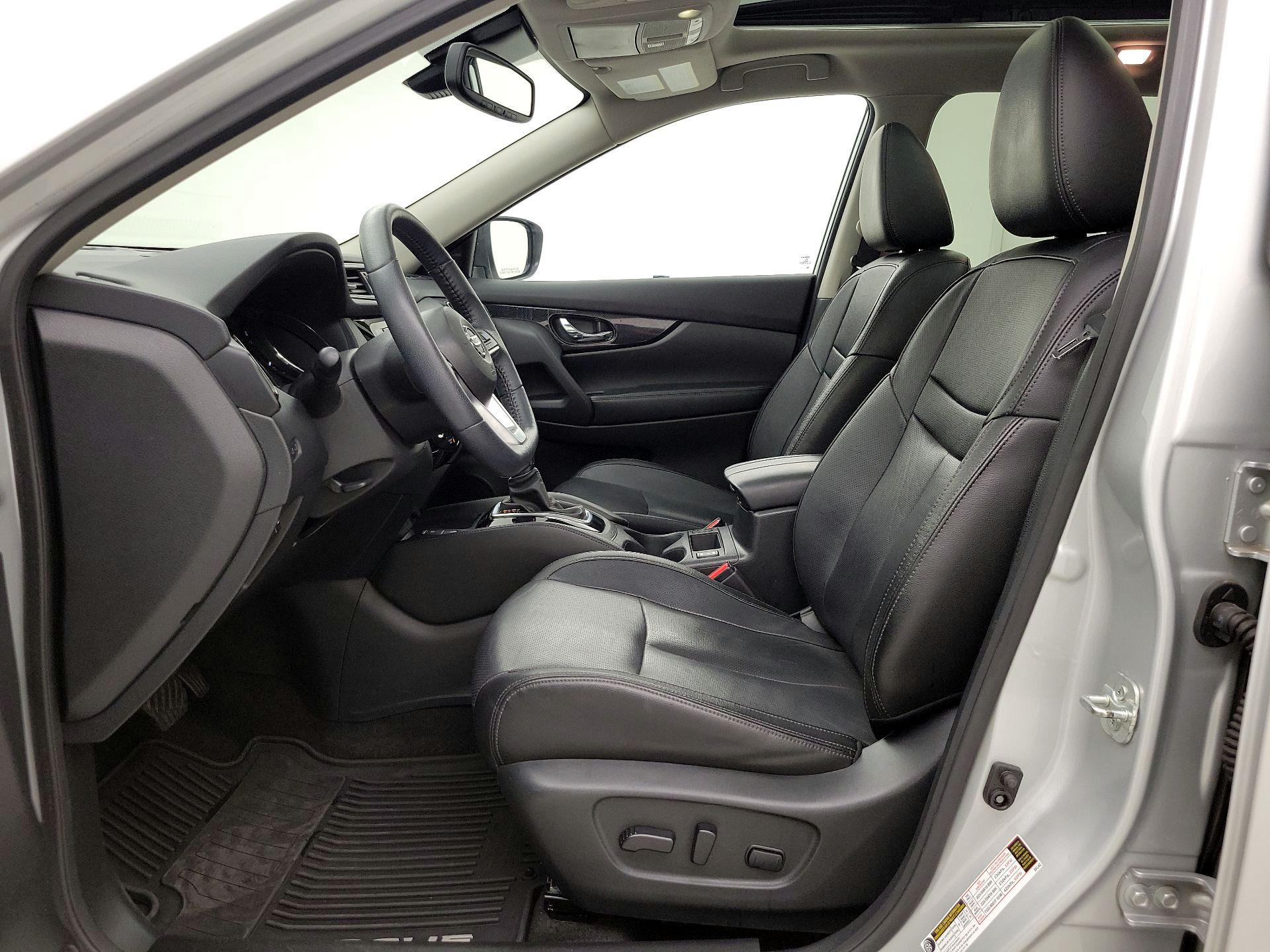Thumbnail: 2019 Nissan Rogue - 11