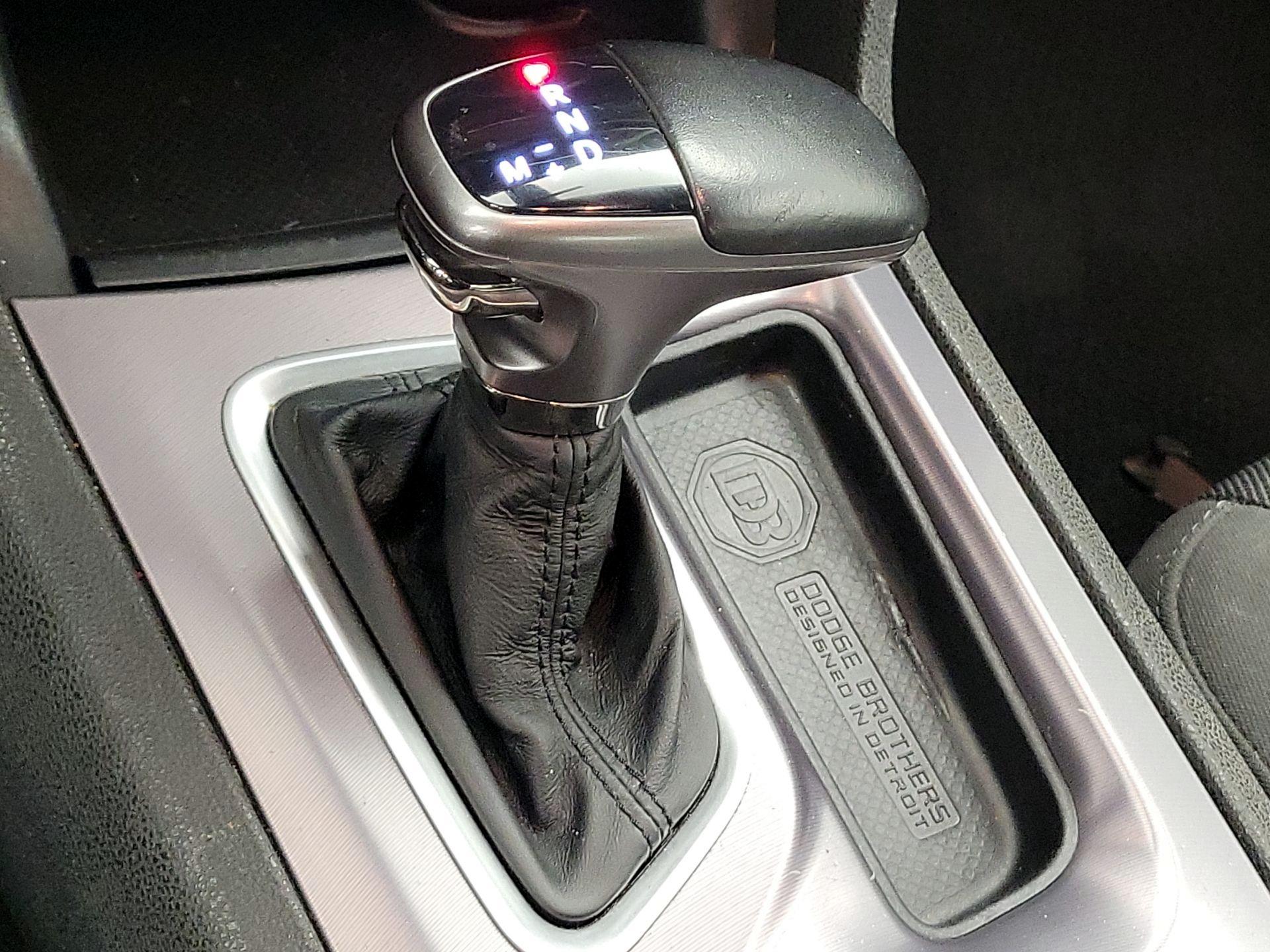 Thumbnail: 2019 Dodge Charger - 17