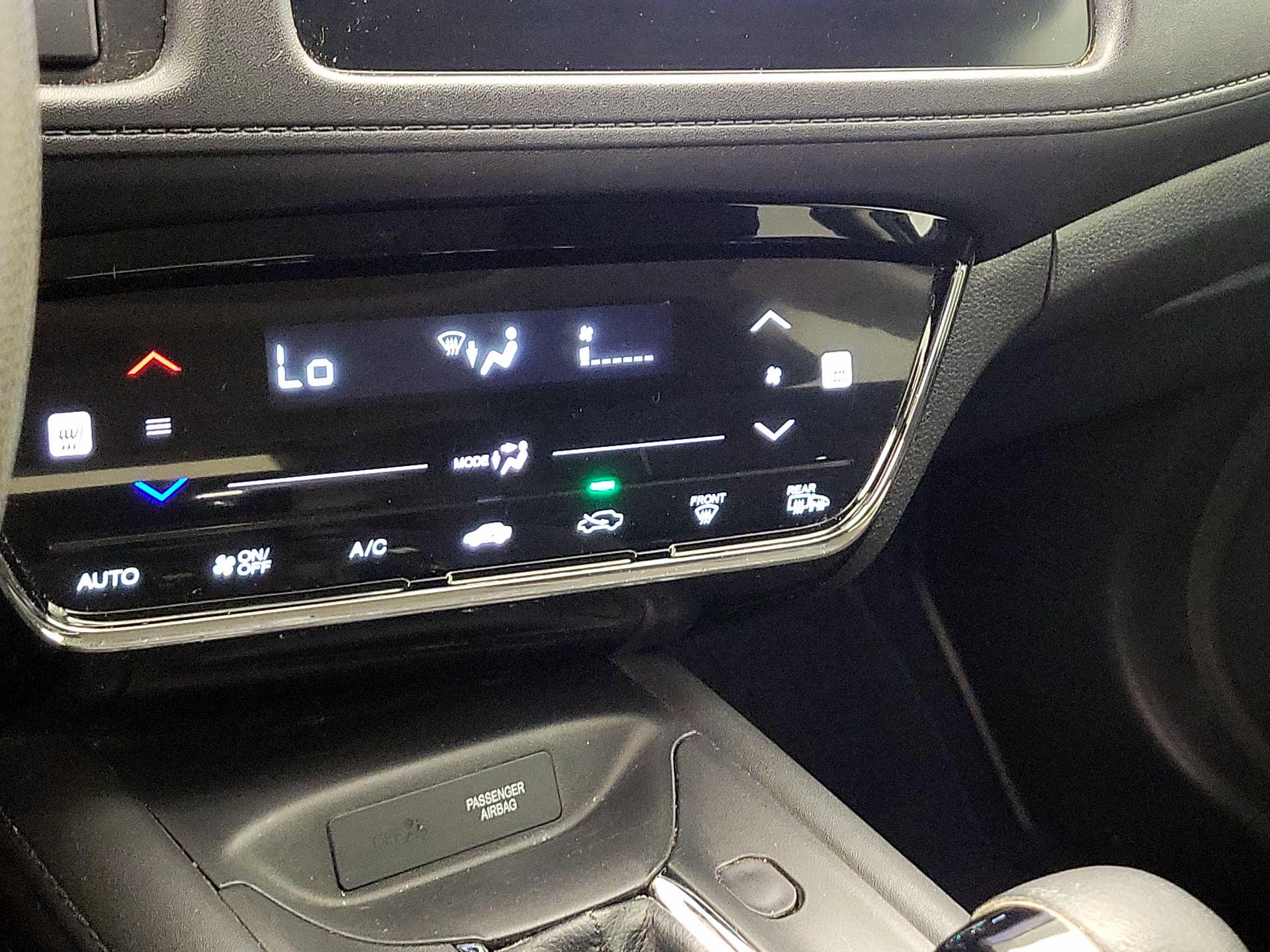 Thumbnail: 2016 Honda HR-V - 16