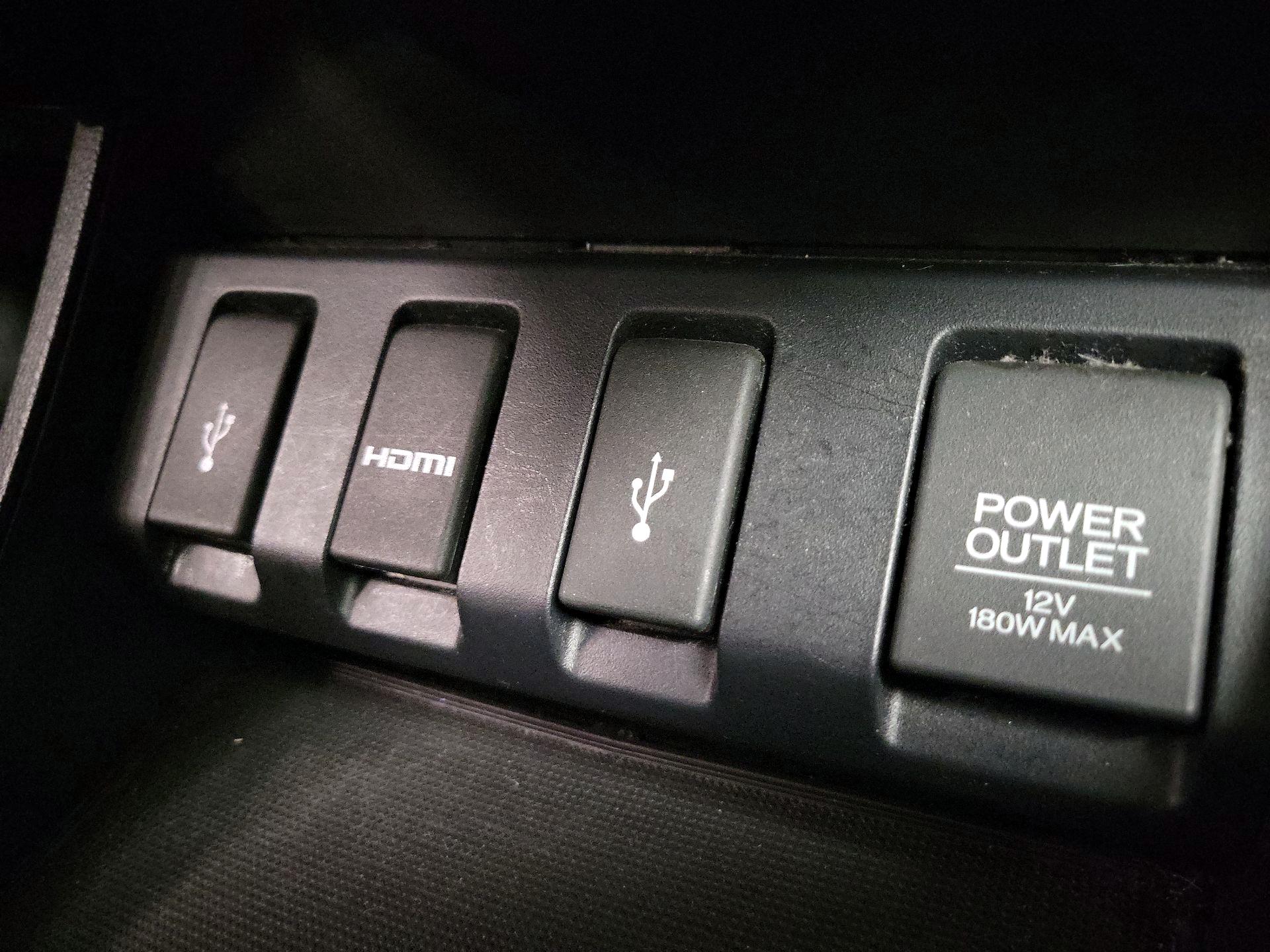 Thumbnail: 2016 Honda HR-V - 18