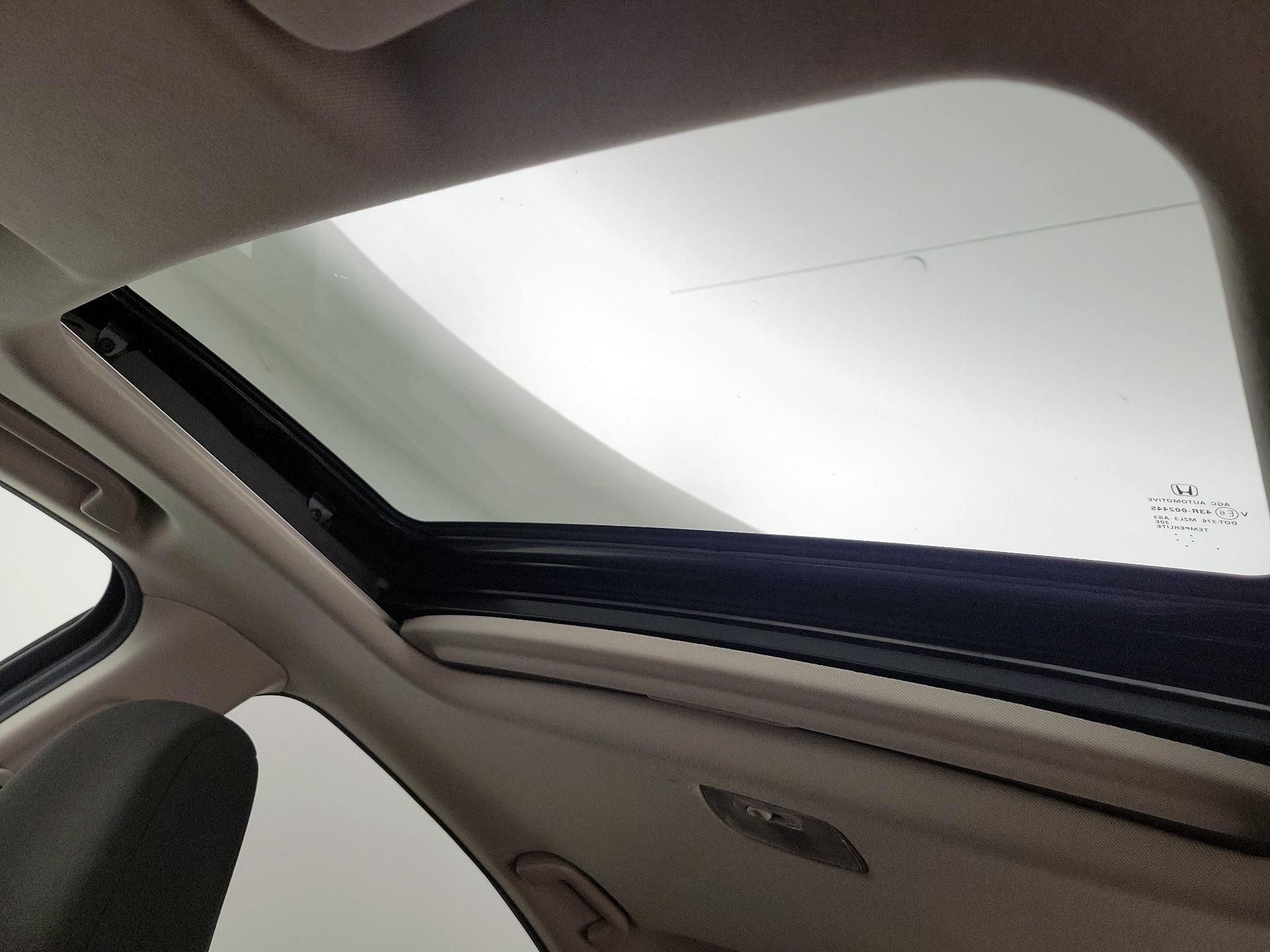 Thumbnail: 2016 Honda HR-V - 19