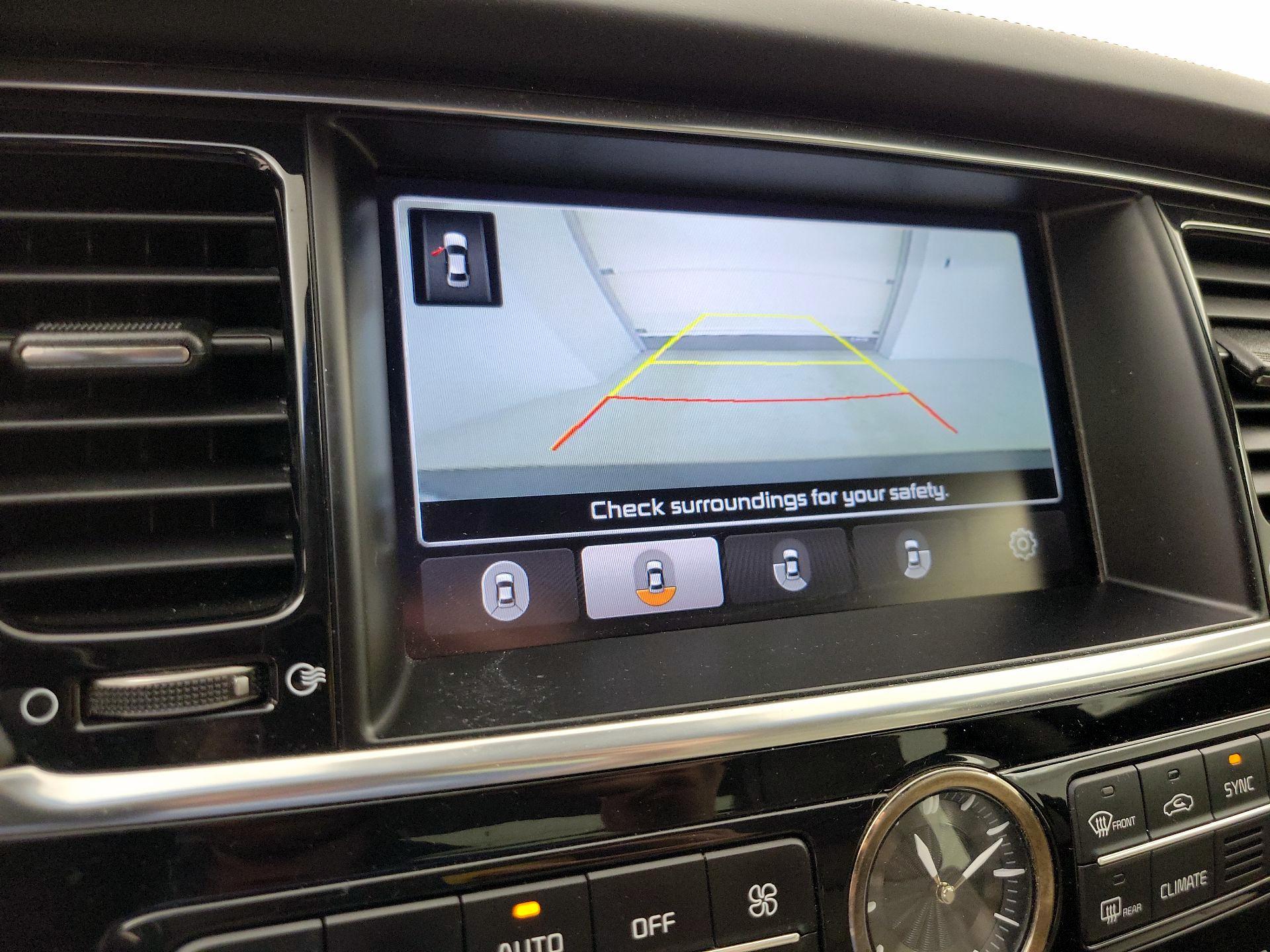 Thumbnail: 2015 Kia K900 - 15