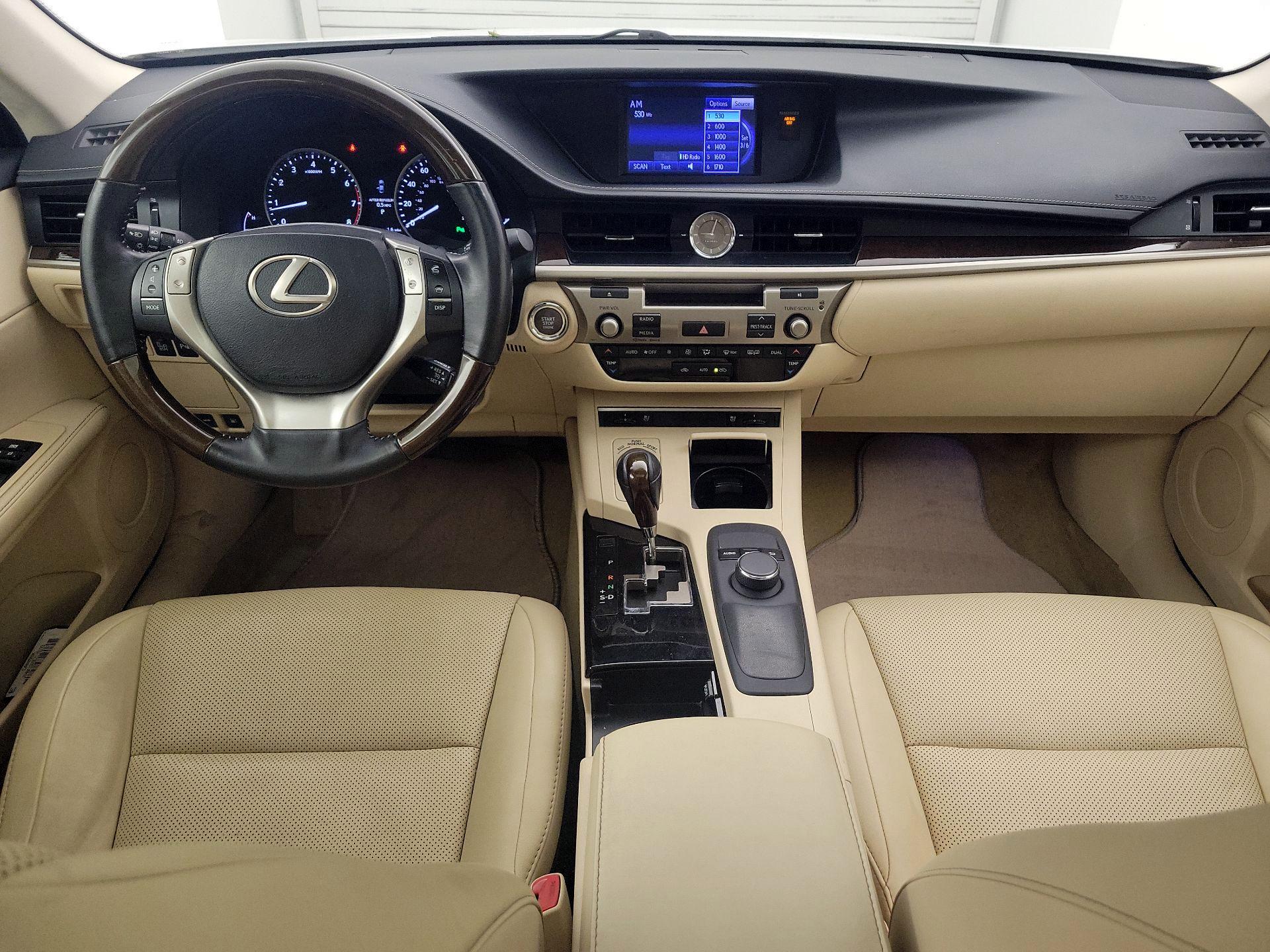 Thumbnail: 2014 Lexus ES - 9