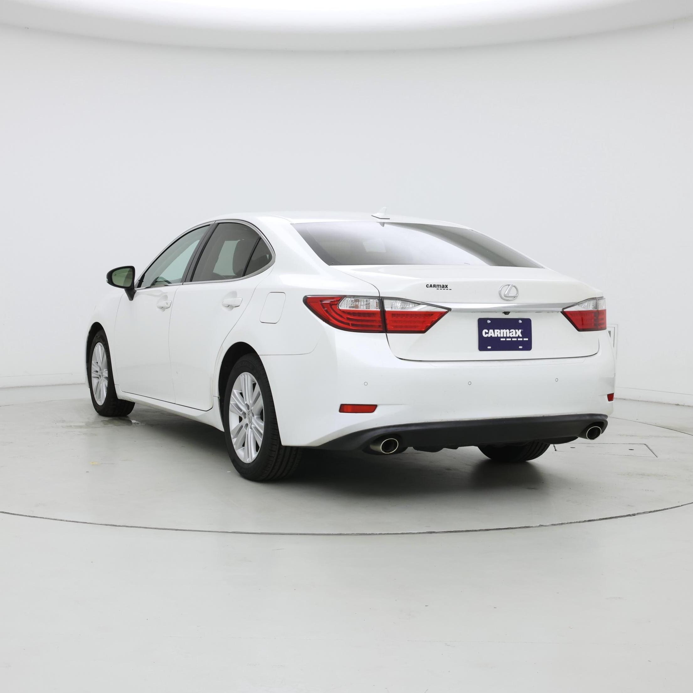 Thumbnail: 2014 Lexus ES - 2