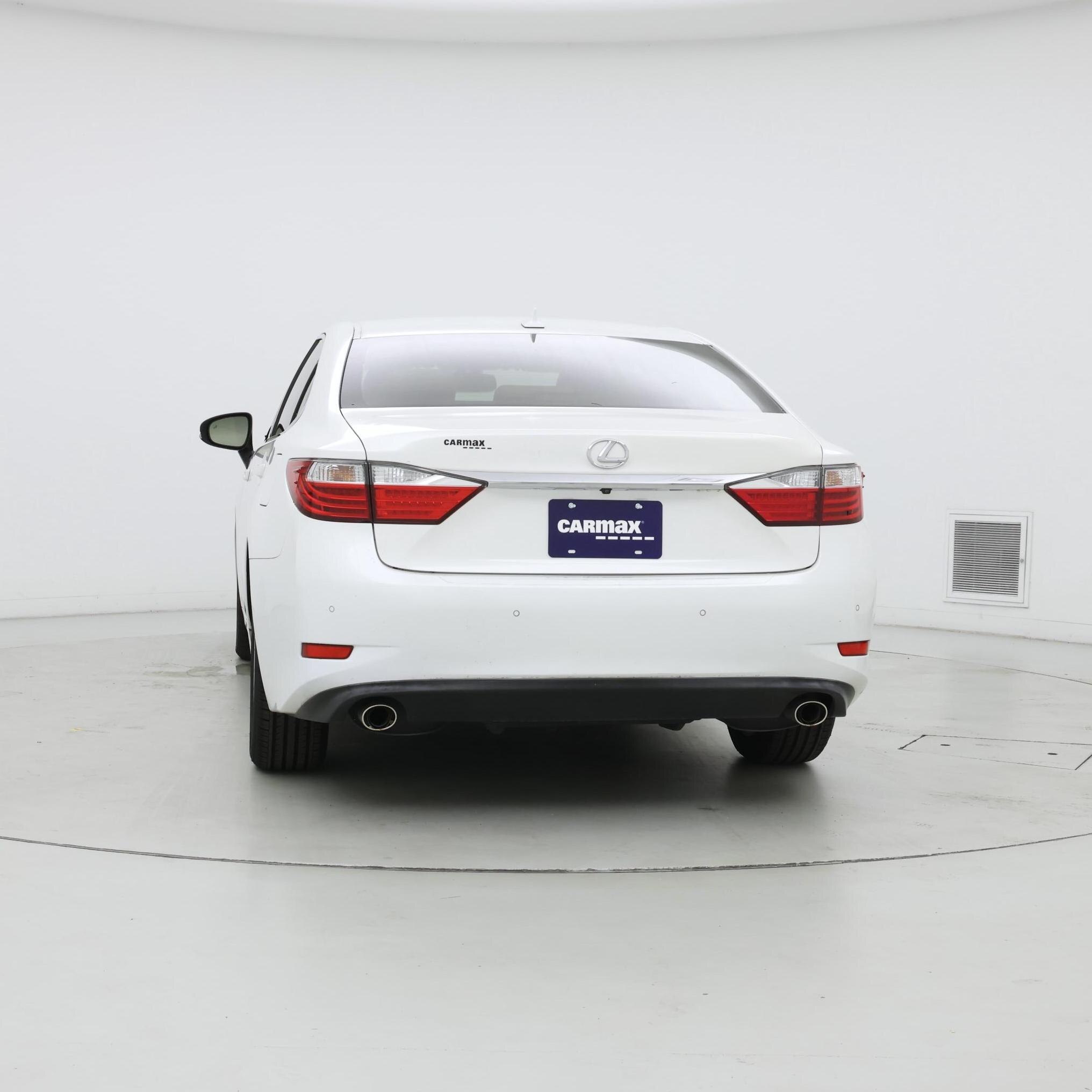 Thumbnail: 2014 Lexus ES - 6
