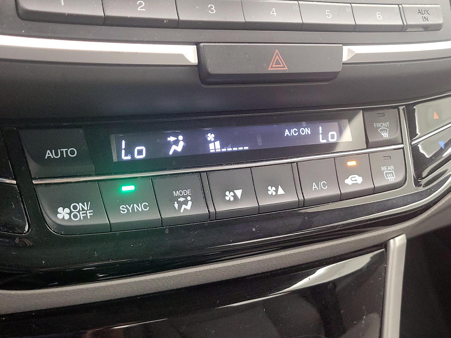 Thumbnail: 2016 Honda Accord - 16