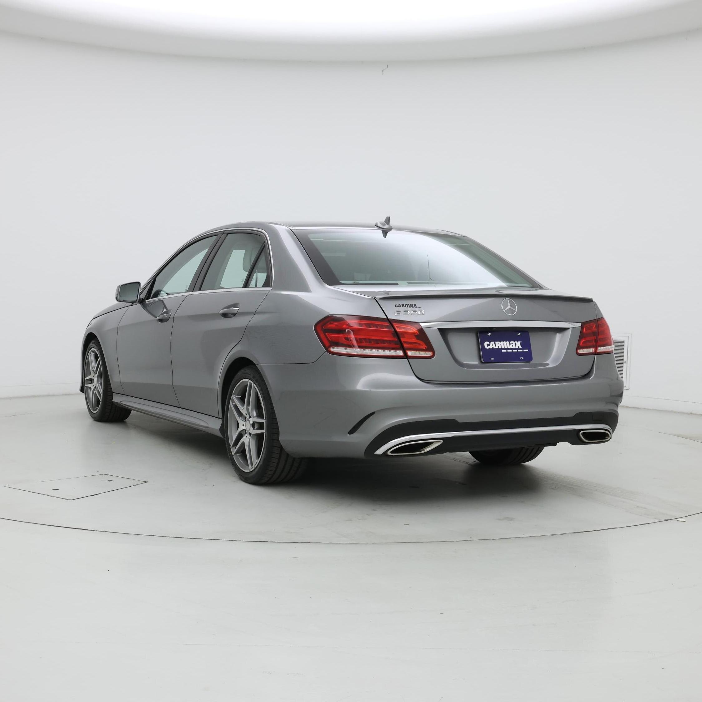Thumbnail: 2015 Mercedes-Benz E-Class - 2