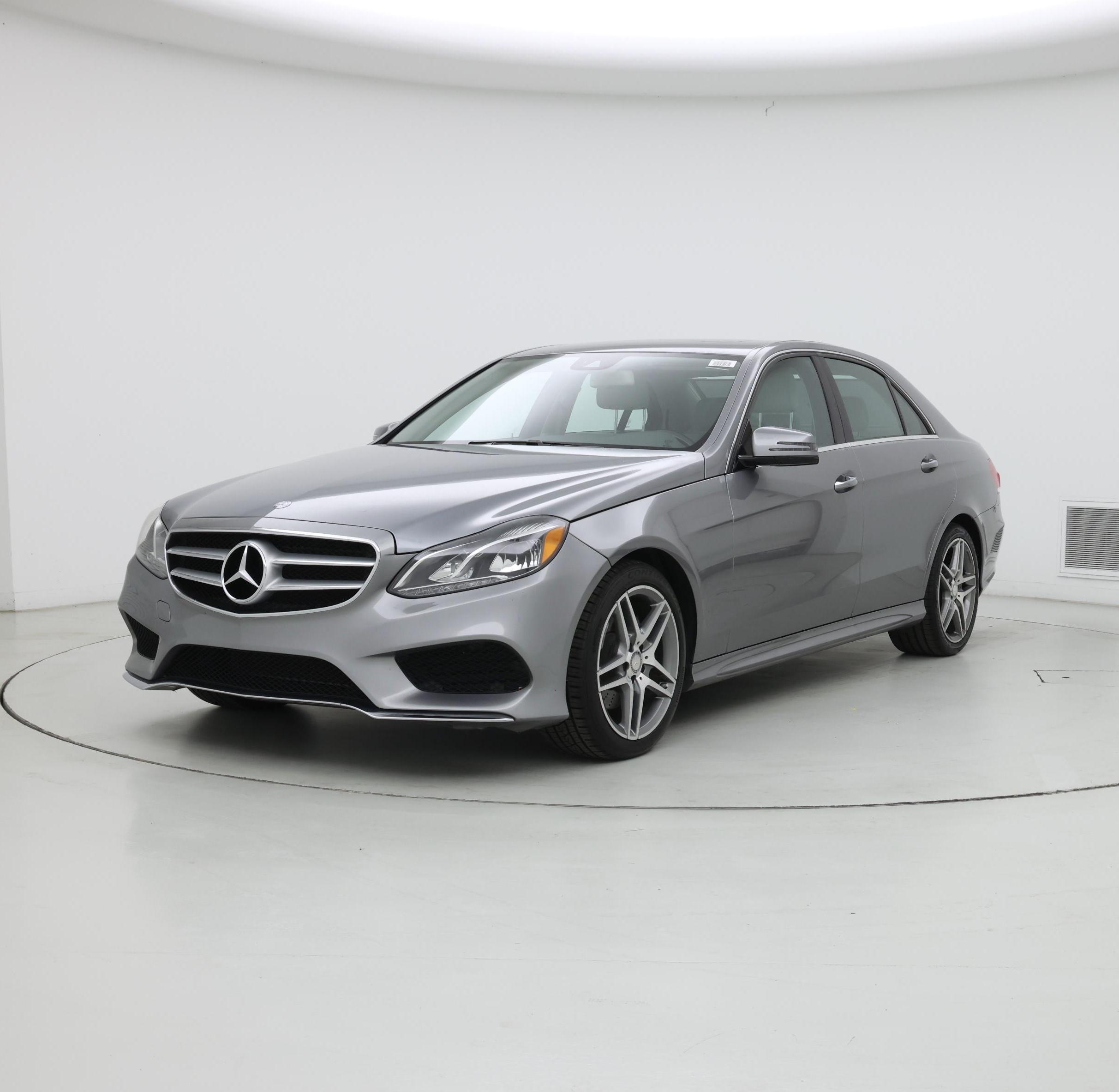 Thumbnail: 2015 Mercedes-Benz E-Class - 4