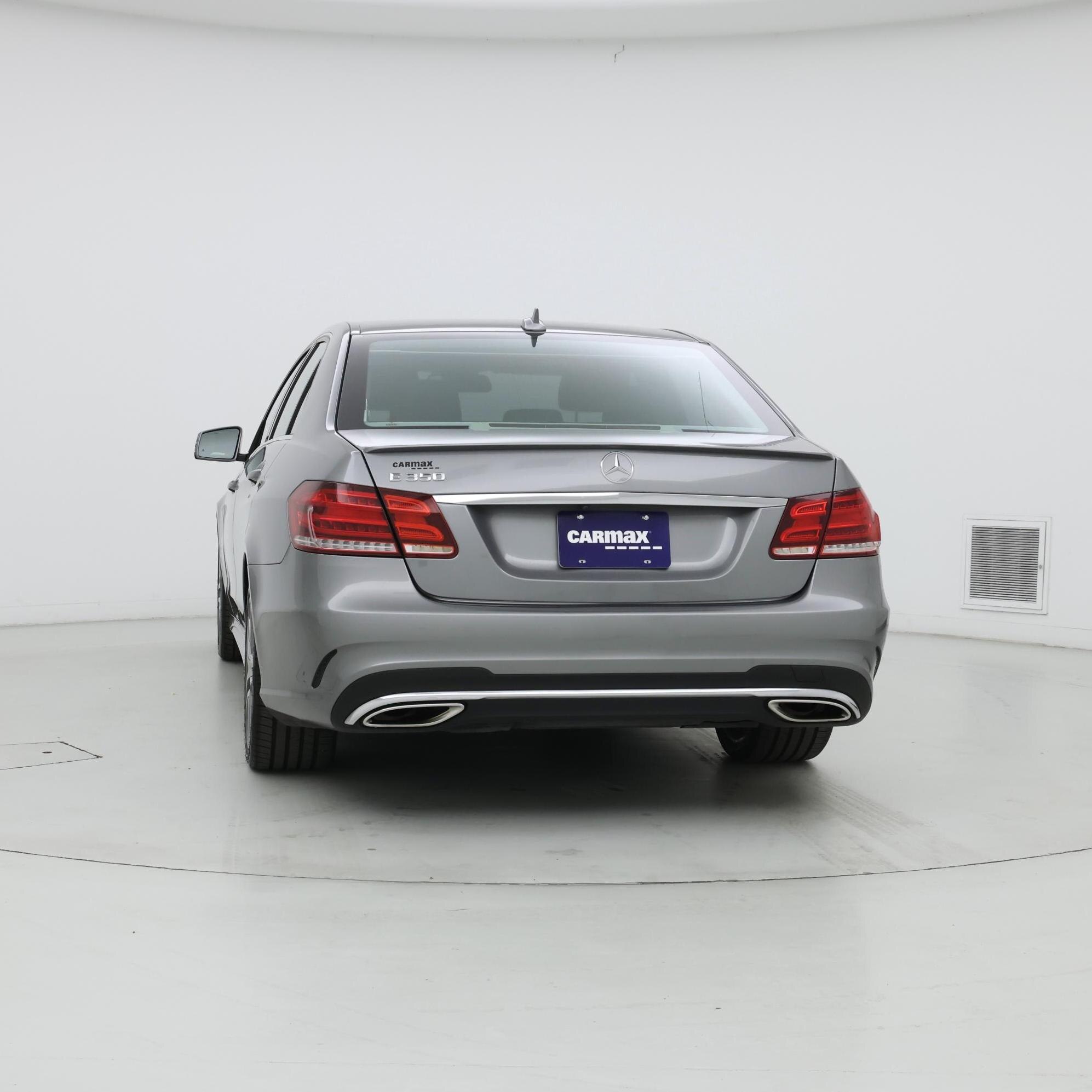 Thumbnail: 2015 Mercedes-Benz E-Class - 6