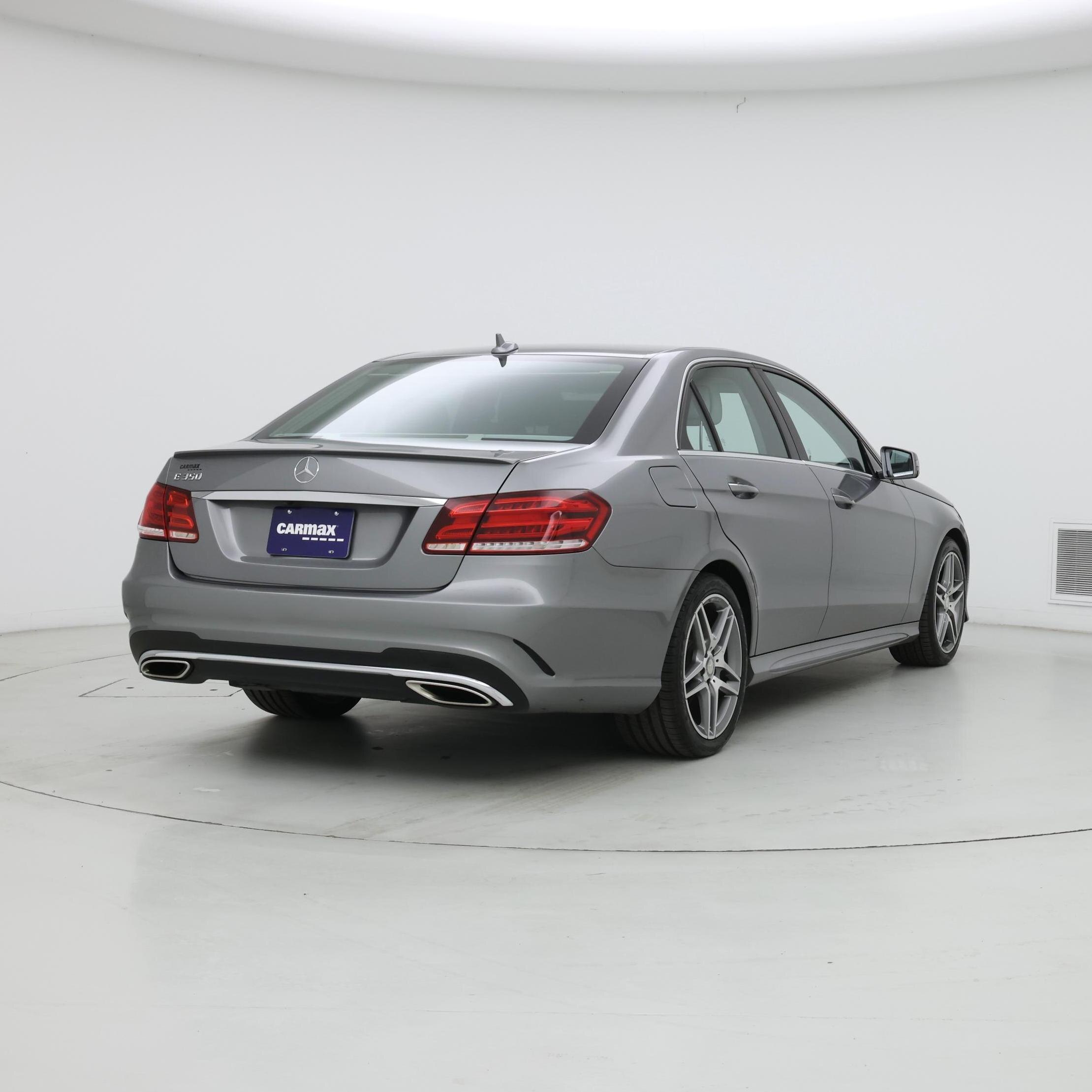 Thumbnail: 2015 Mercedes-Benz E-Class - 8