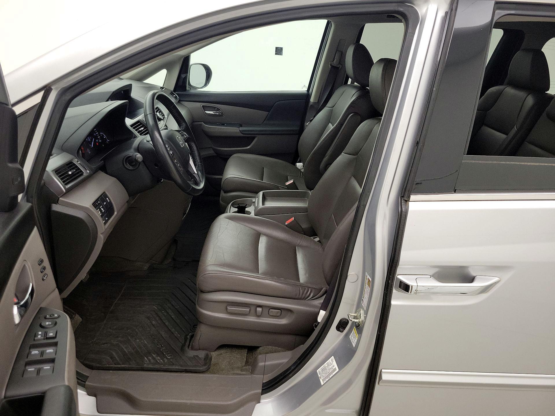 Thumbnail: 2014 Honda Odyssey - 11