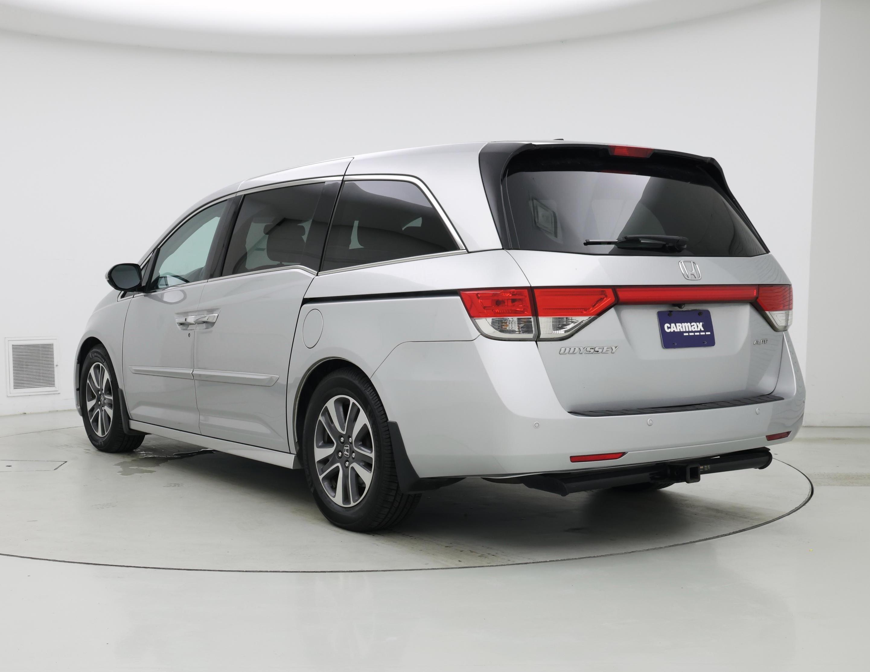 Thumbnail: 2014 Honda Odyssey - 2
