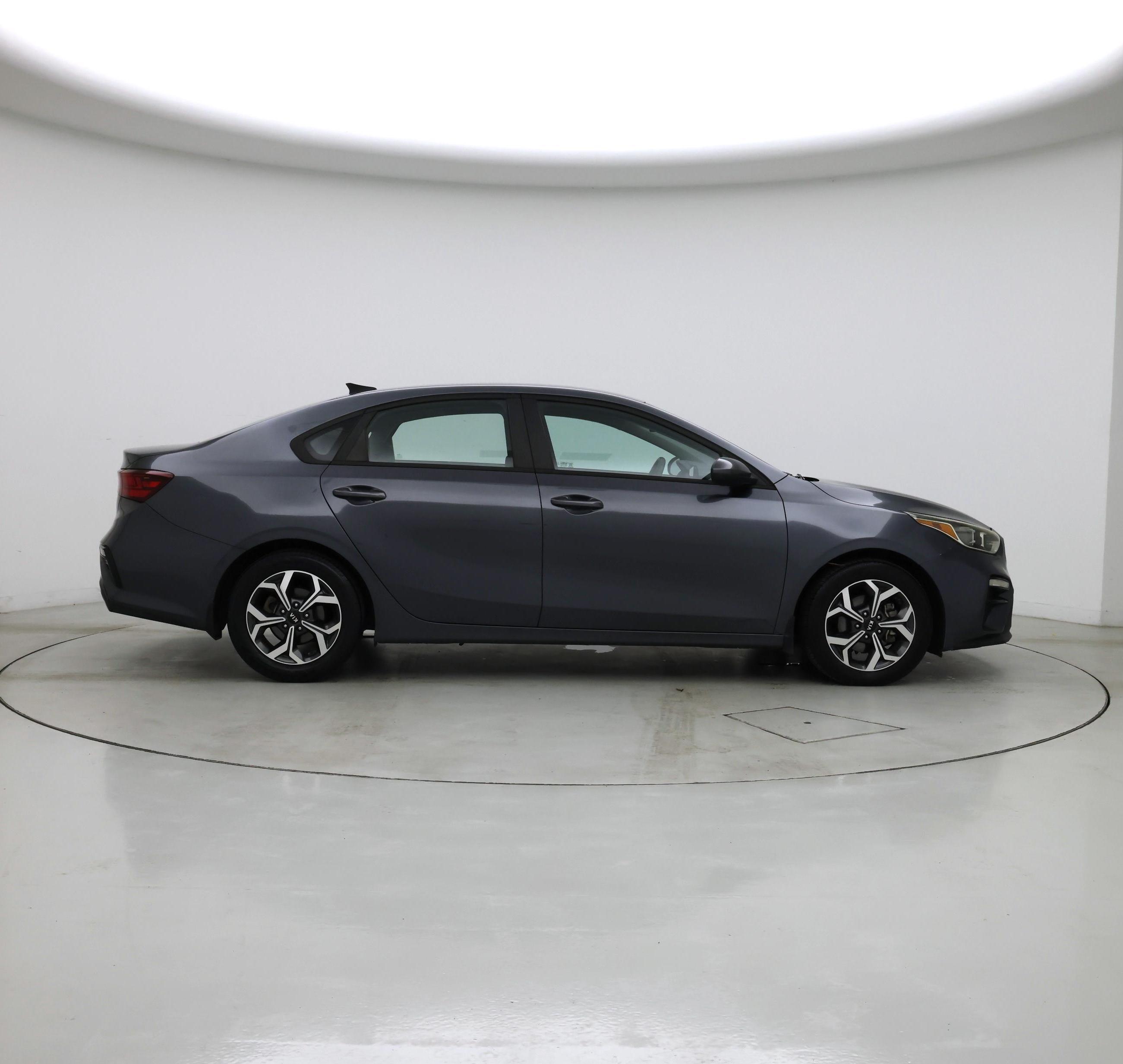 Thumbnail: 2021 Kia Forte - 7