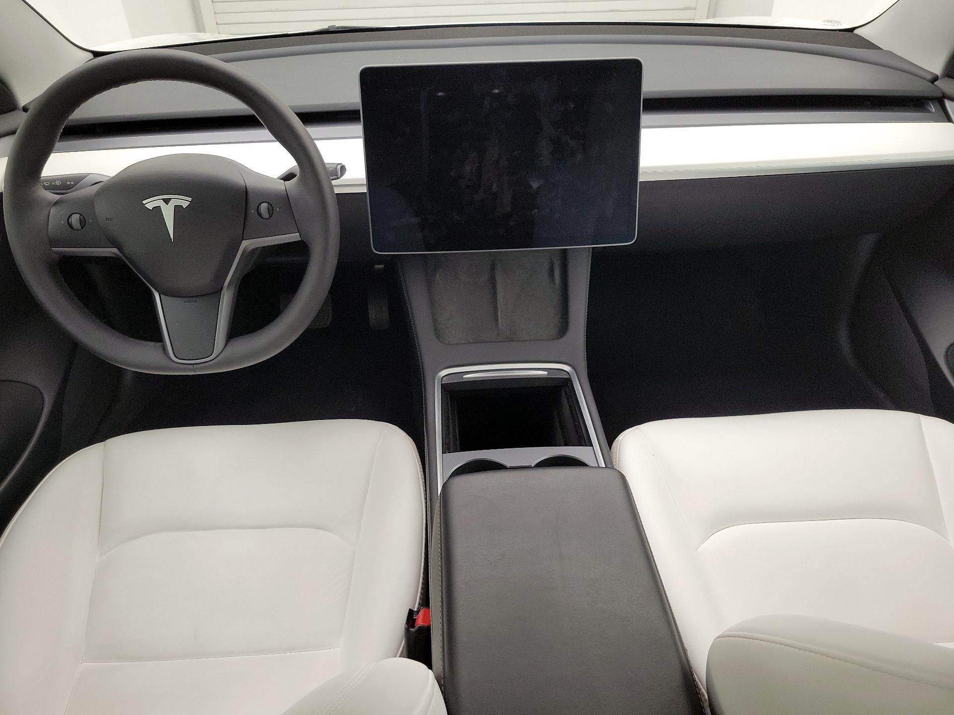 Thumbnail: 2023 Tesla Model 3 - 9
