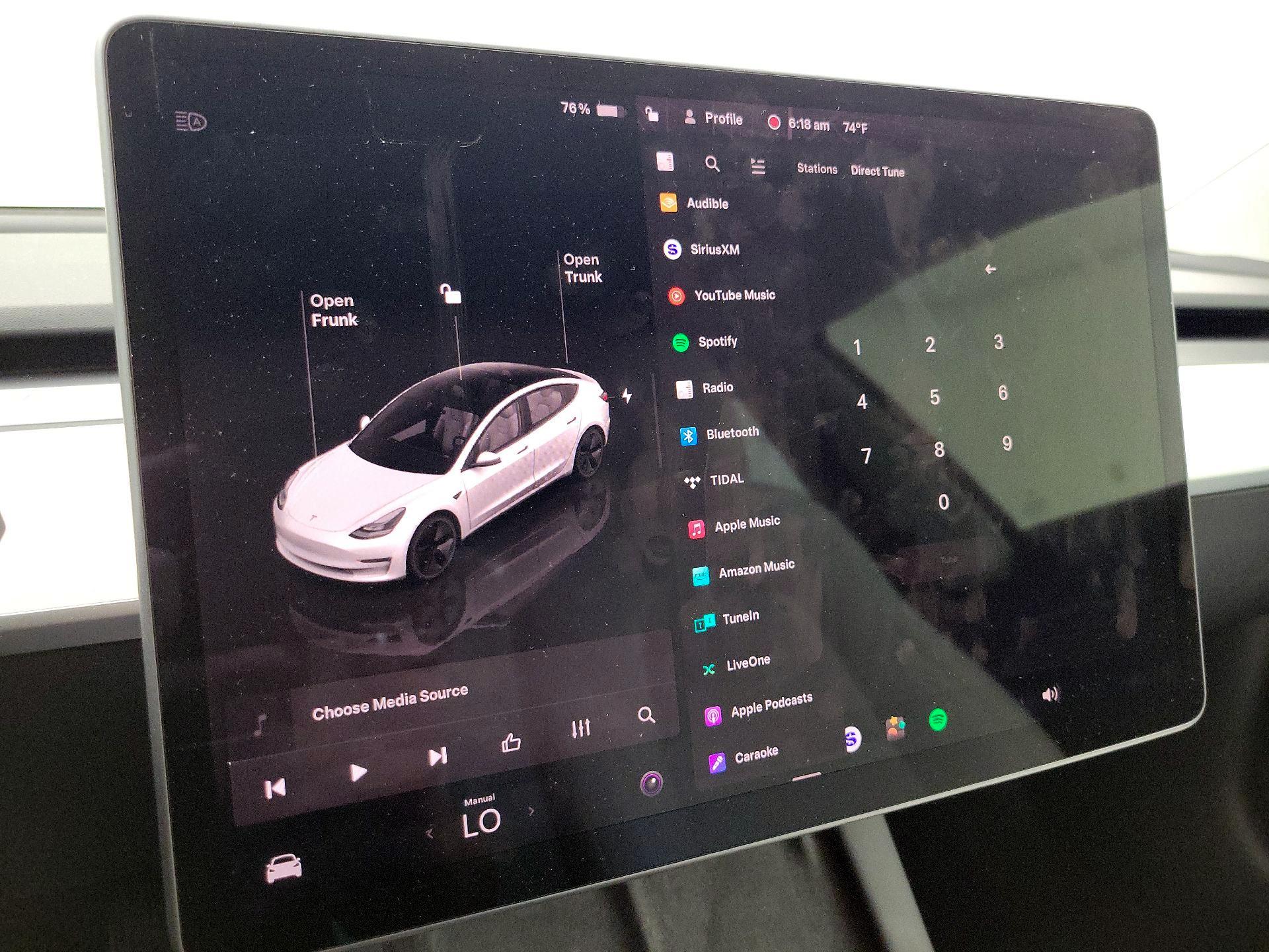Thumbnail: 2023 Tesla Model 3 - 15